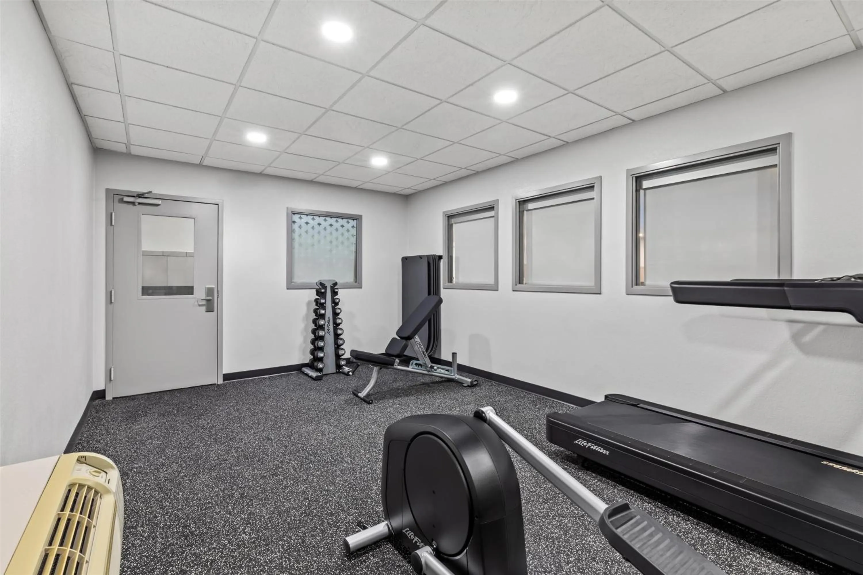 Fitness centre/facilities in Spark by Hilton Wilkes Barre