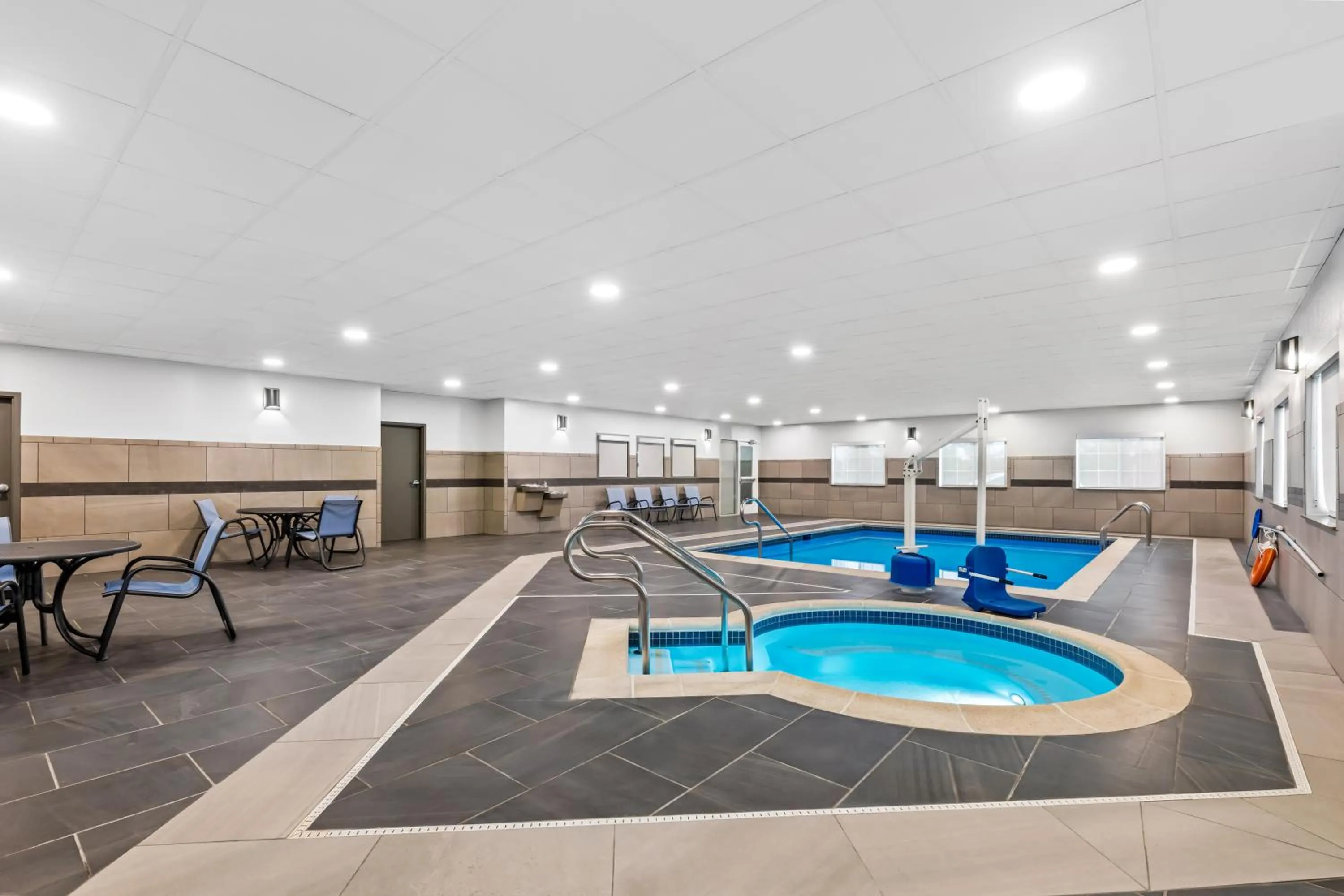 Hot Tub in Spark by Hilton Wilkes Barre