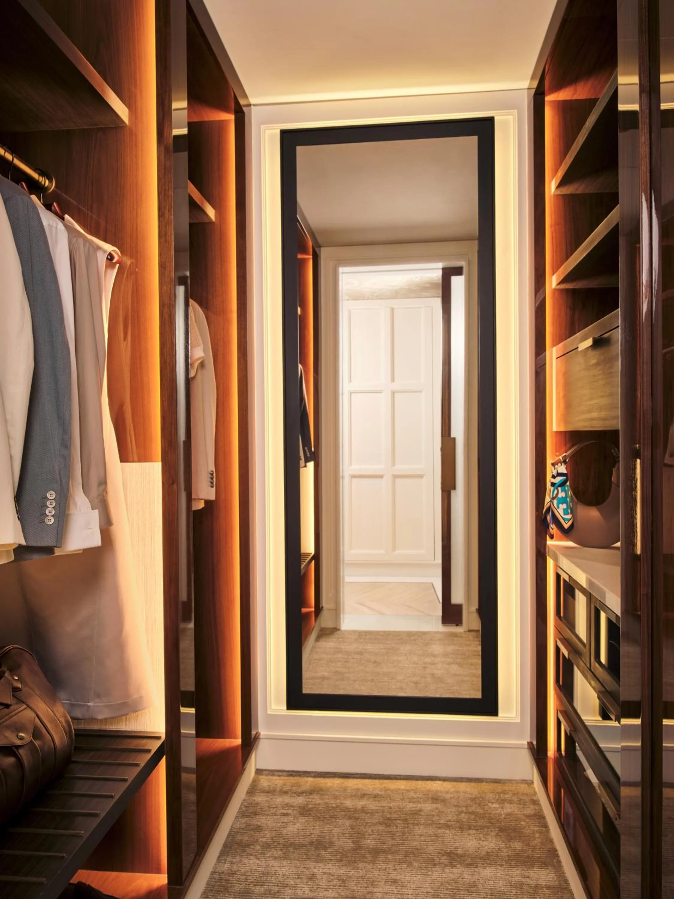 wardrobe in The Lana - Dorchester Collection