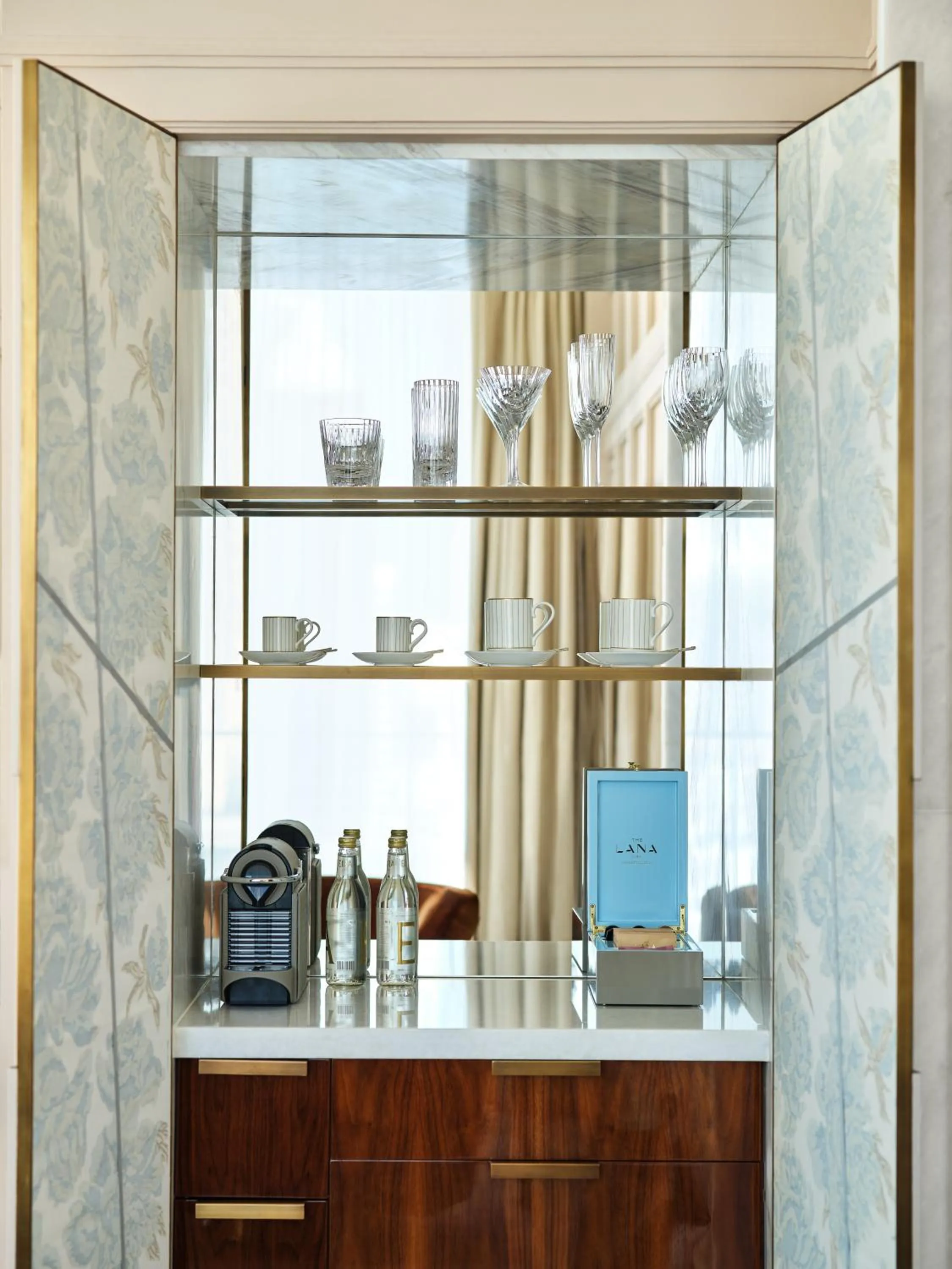 Living room in The Lana - Dorchester Collection