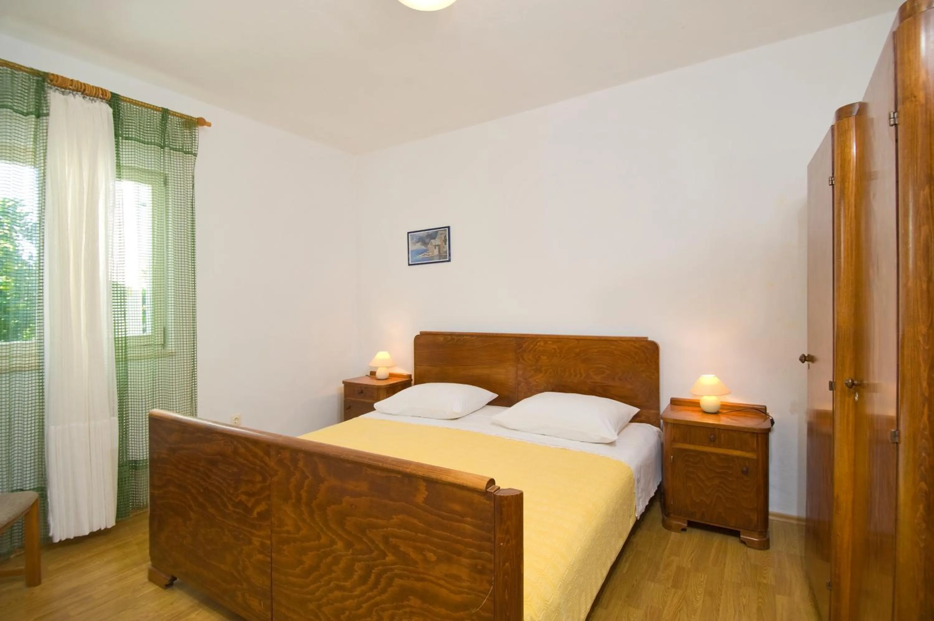 Bed in Holiday Home Lukrecia, for 9, private pool, free parking, 450 m from the beach