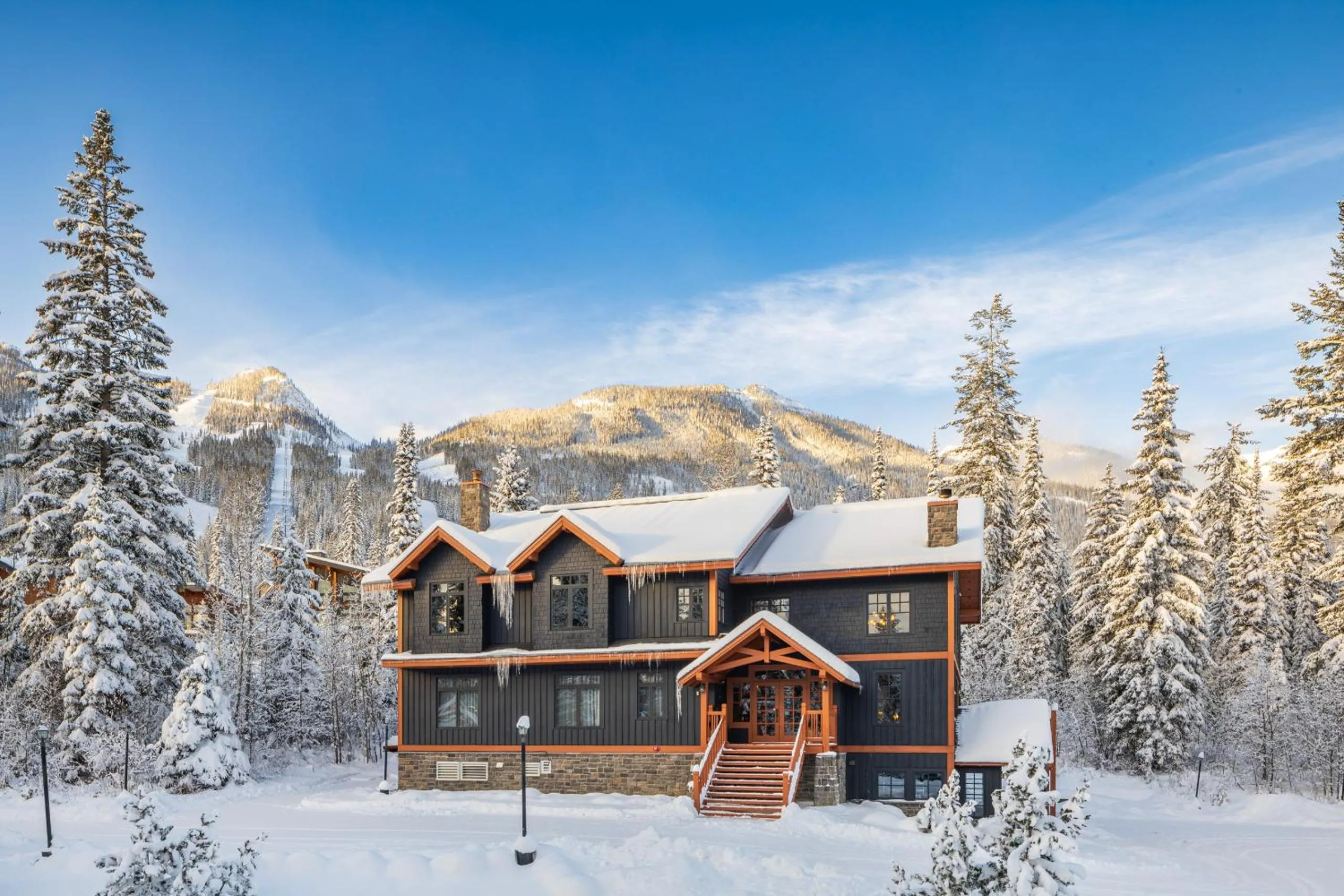 Property building in Copper Horse Lodge