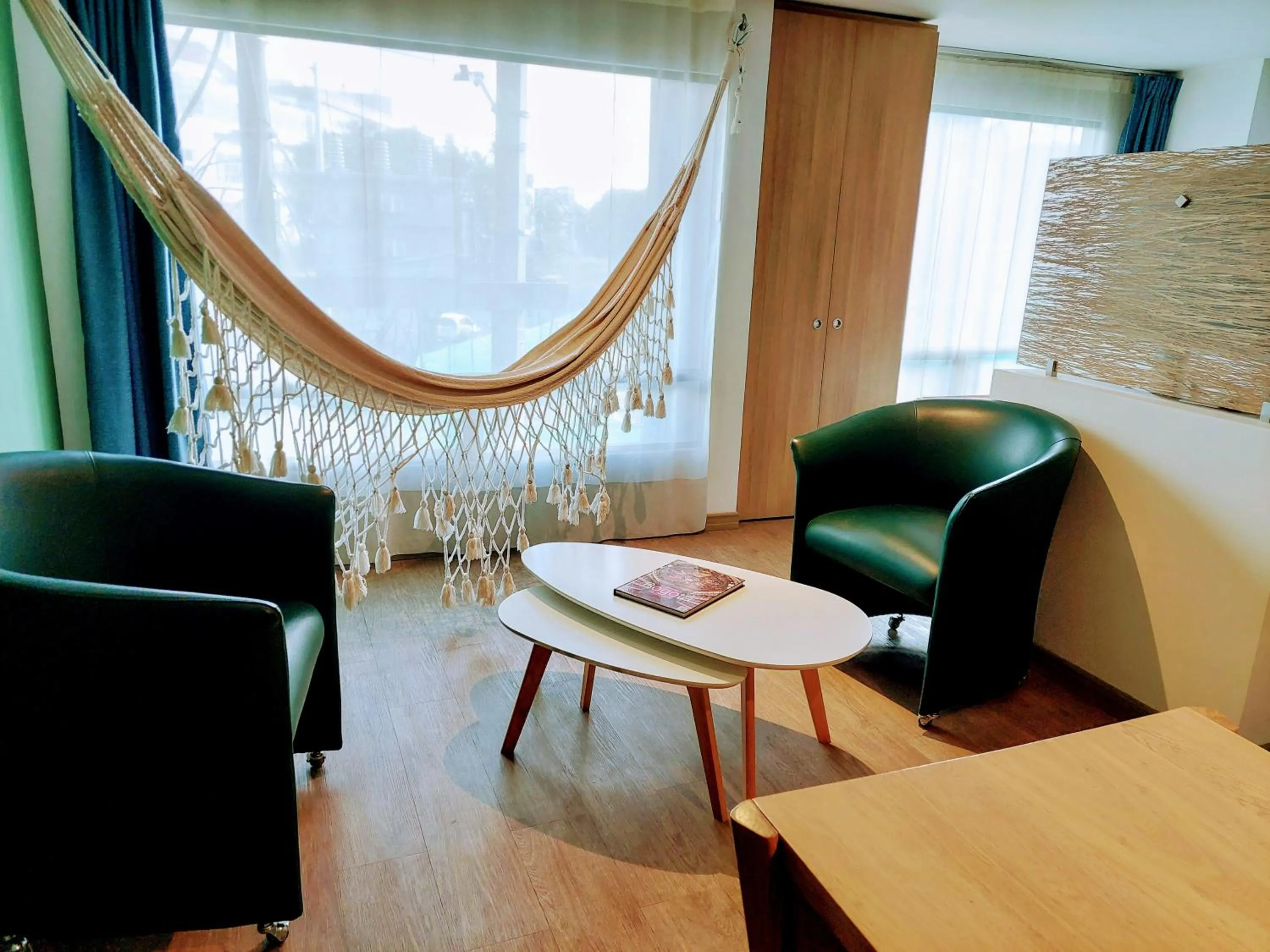 Seating area in Hotel Viaggio Teleport City Suites