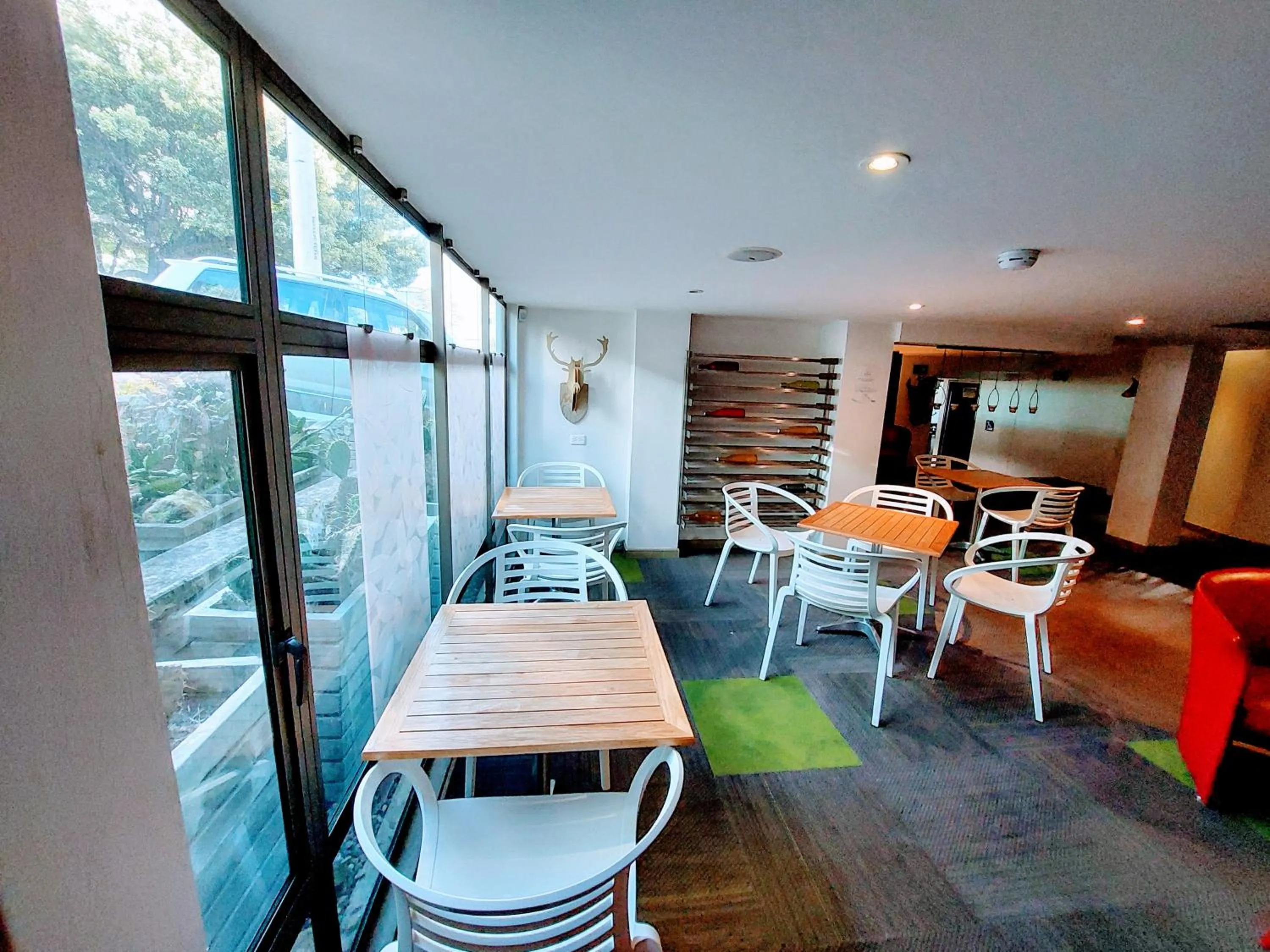 Property building in Hotel Viaggio Teleport City Suites