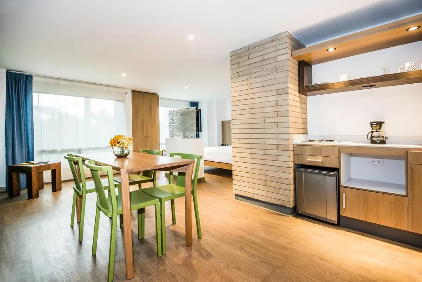 Suite in Hotel Viaggio Teleport City Suites Suite in Hotel Viaggio Teleport City Suites