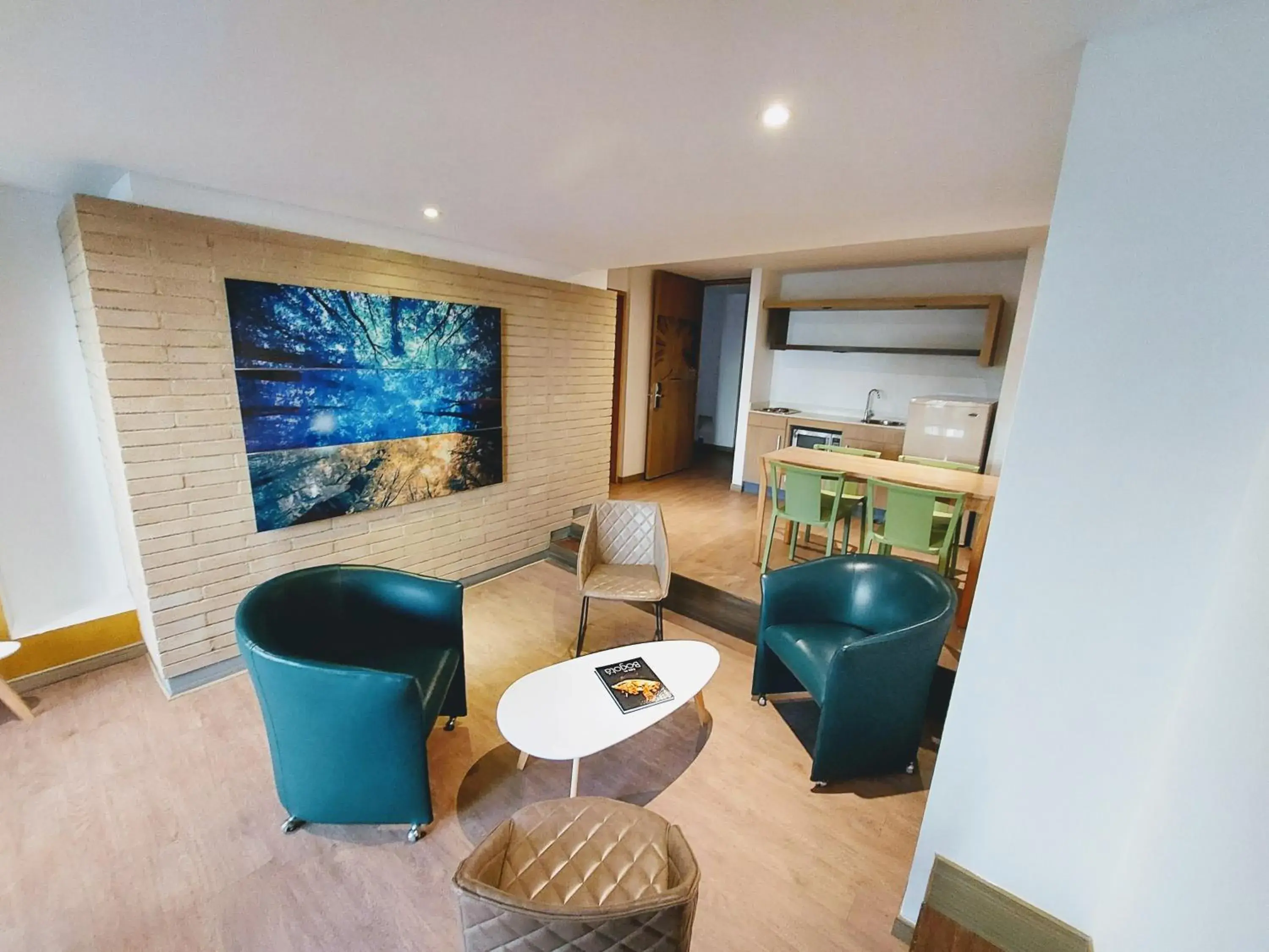 Lounge or bar in Hotel Viaggio Teleport City Suites Lounge or bar in Hotel Viaggio Teleport City Suites