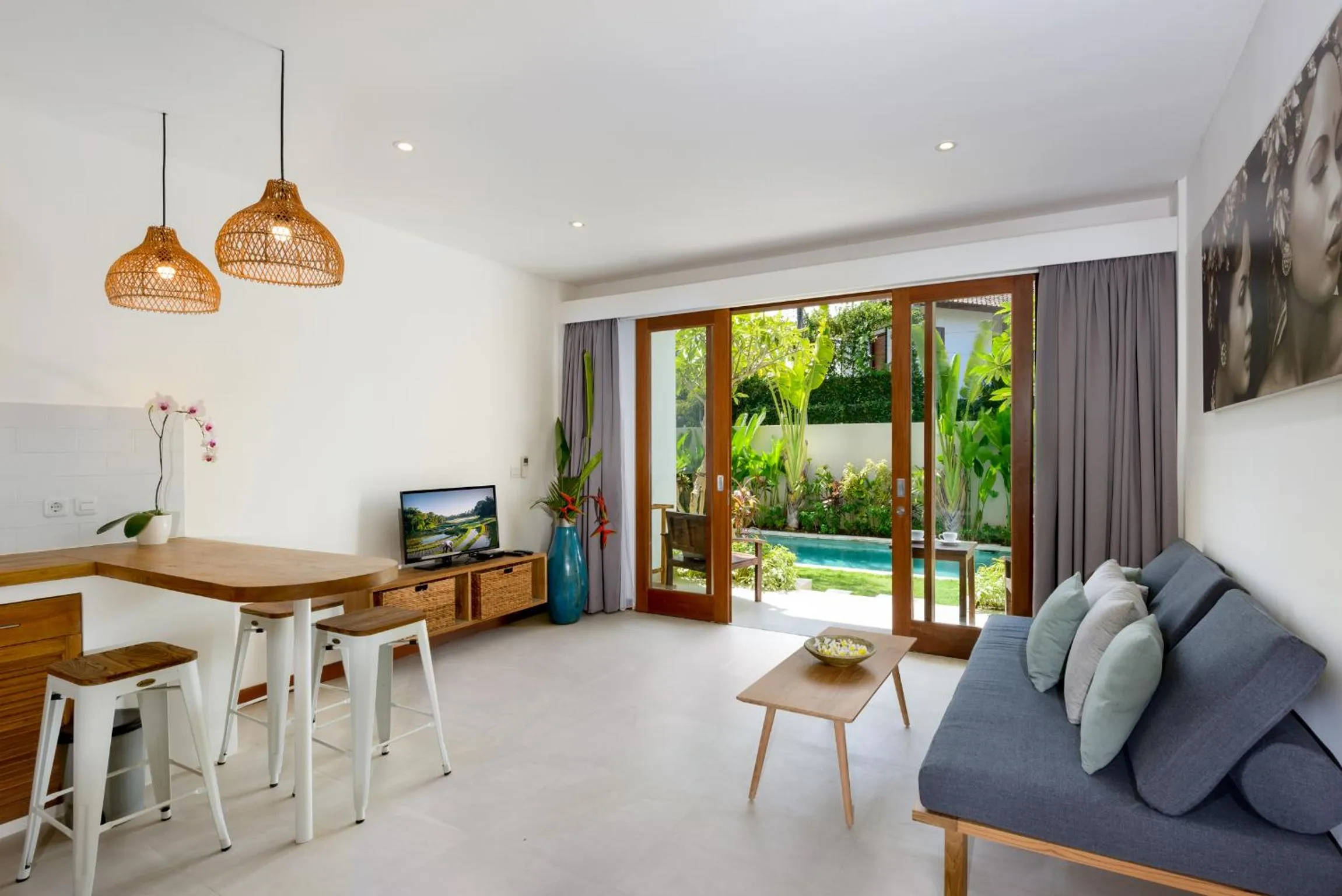Living room in Echo Beach Villa and Apartment