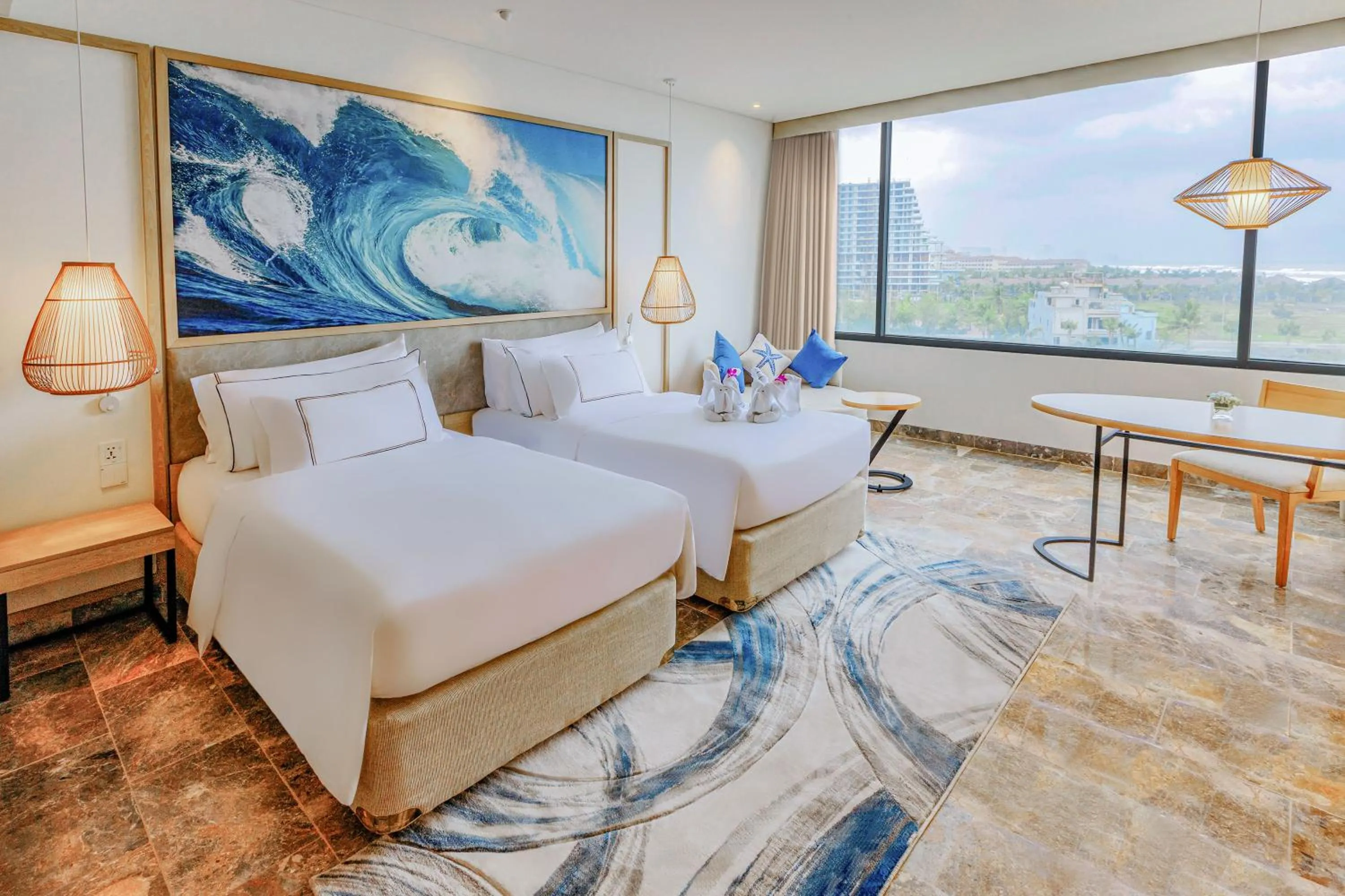 Bed in Melia Danang Beach Resort