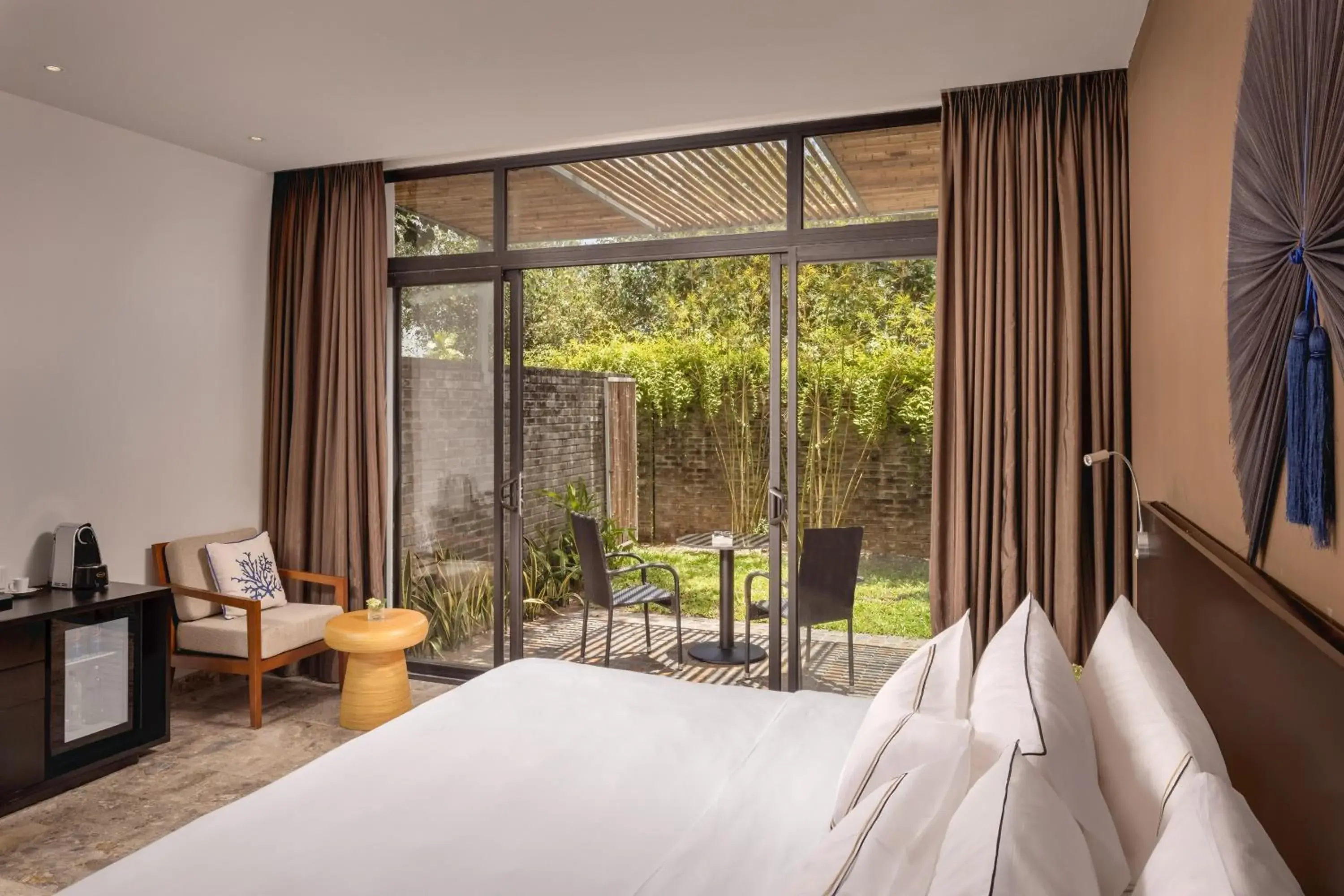 The Level Two Bedrooms with Terrace and Lounge benefits in Melia Danang Beach Resort The Level Two Bedrooms with Terrace and Lounge benefits in Melia Danang Beach Resort