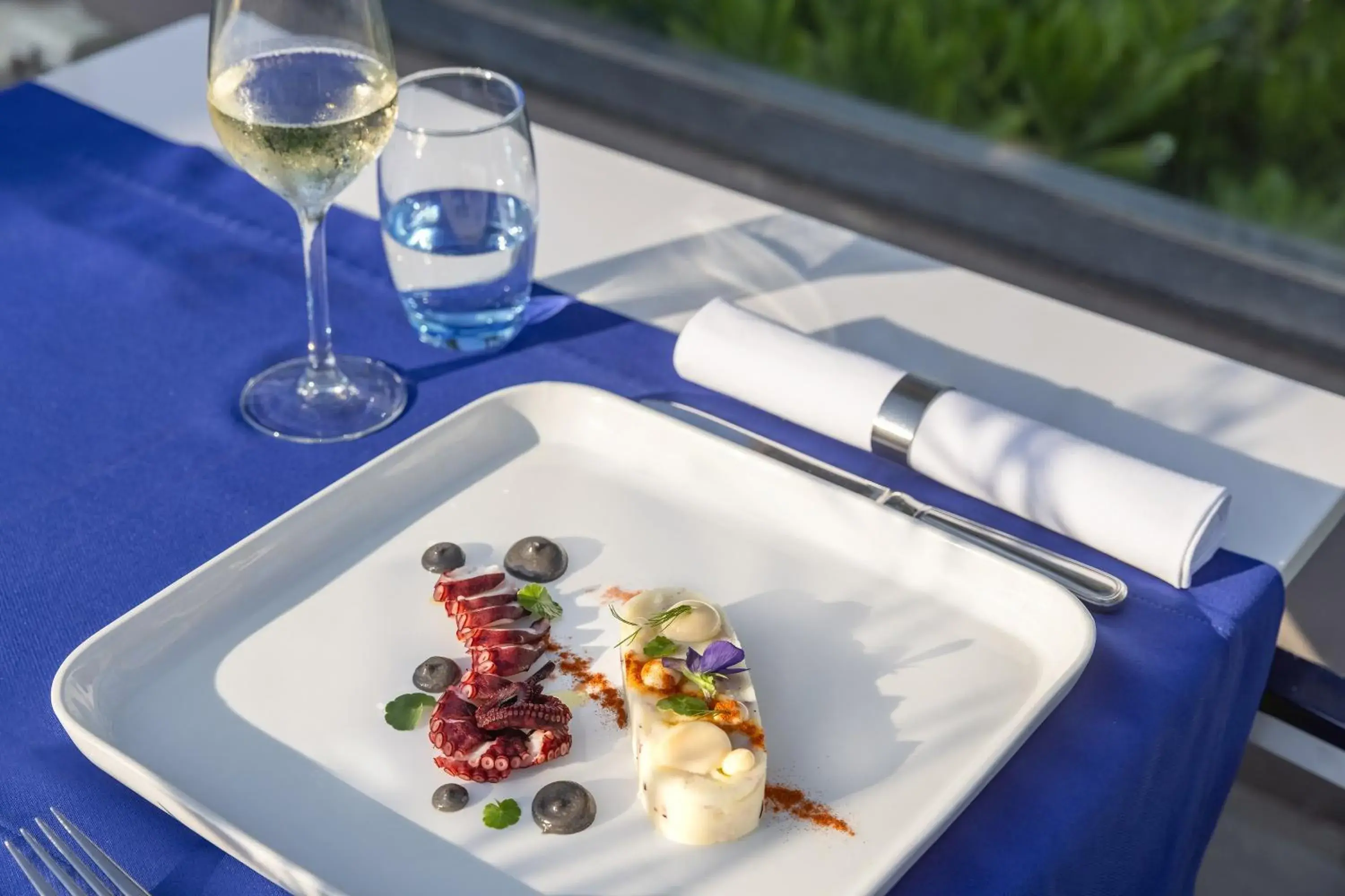 Food in Melia Danang Beach Resort Food in Melia Danang Beach Resort