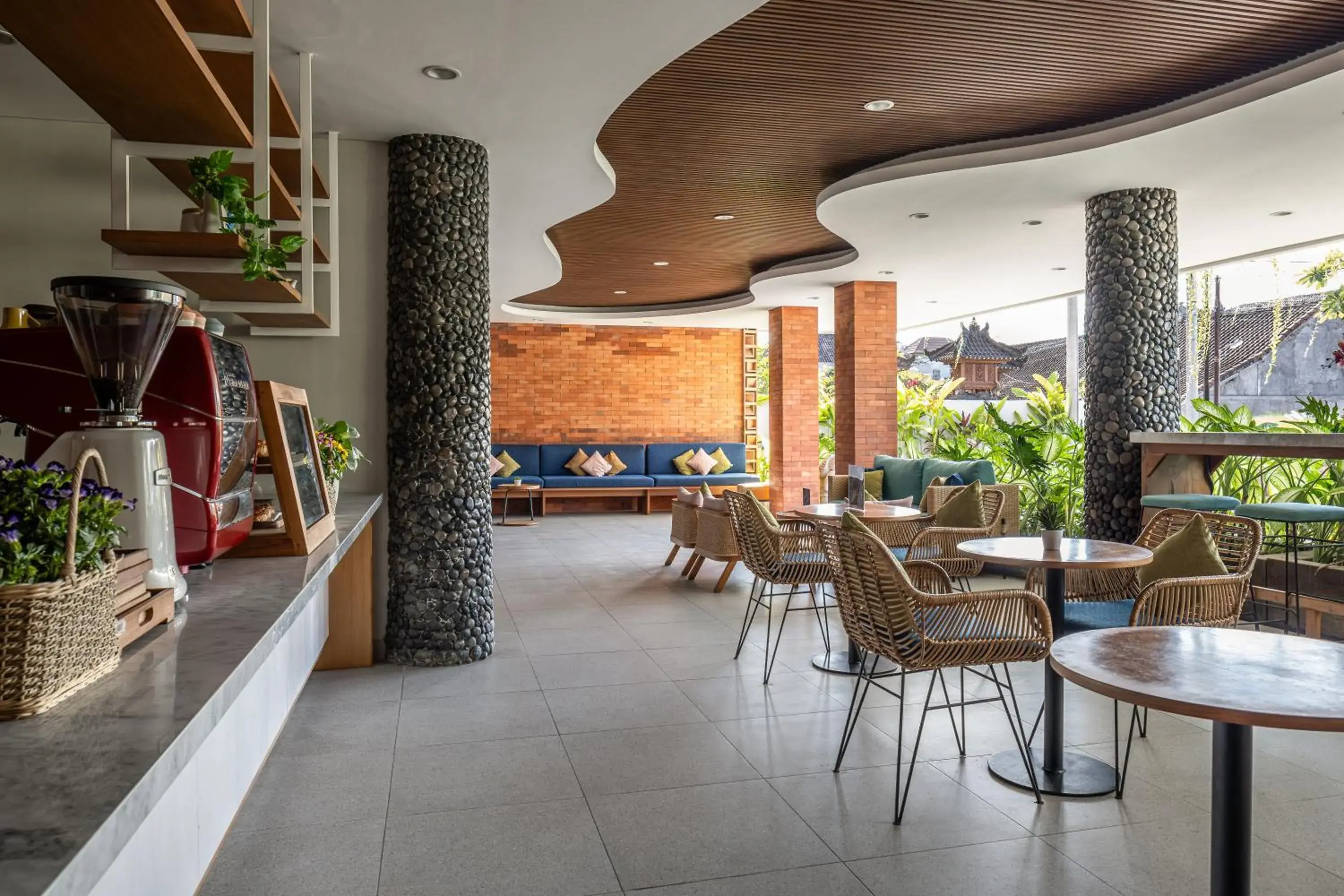 Restaurant/places to eat in Aralea Coliving Restaurant/places to eat in Aralea Coliving