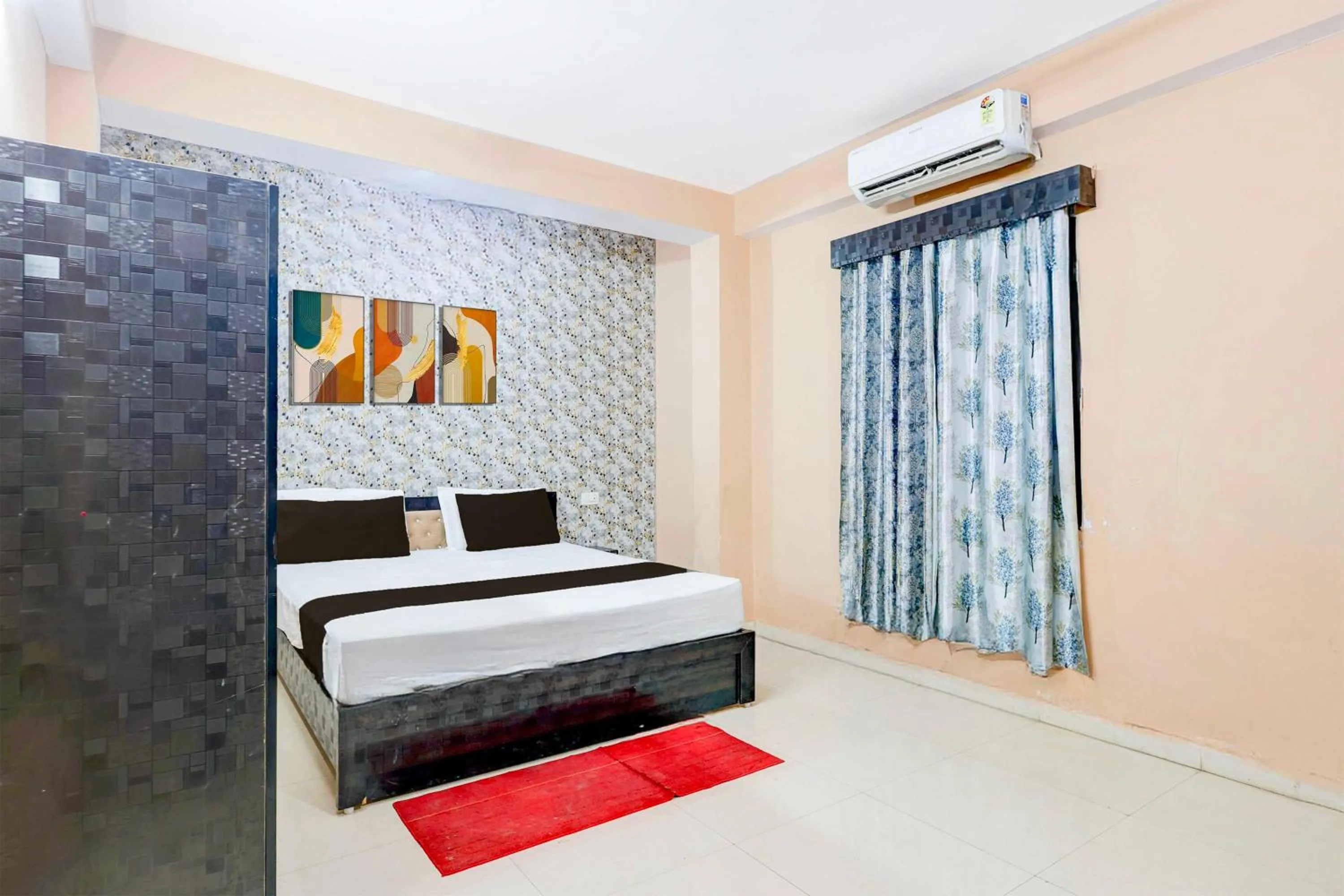 Bedroom, Bed in Hotel O The Suncity