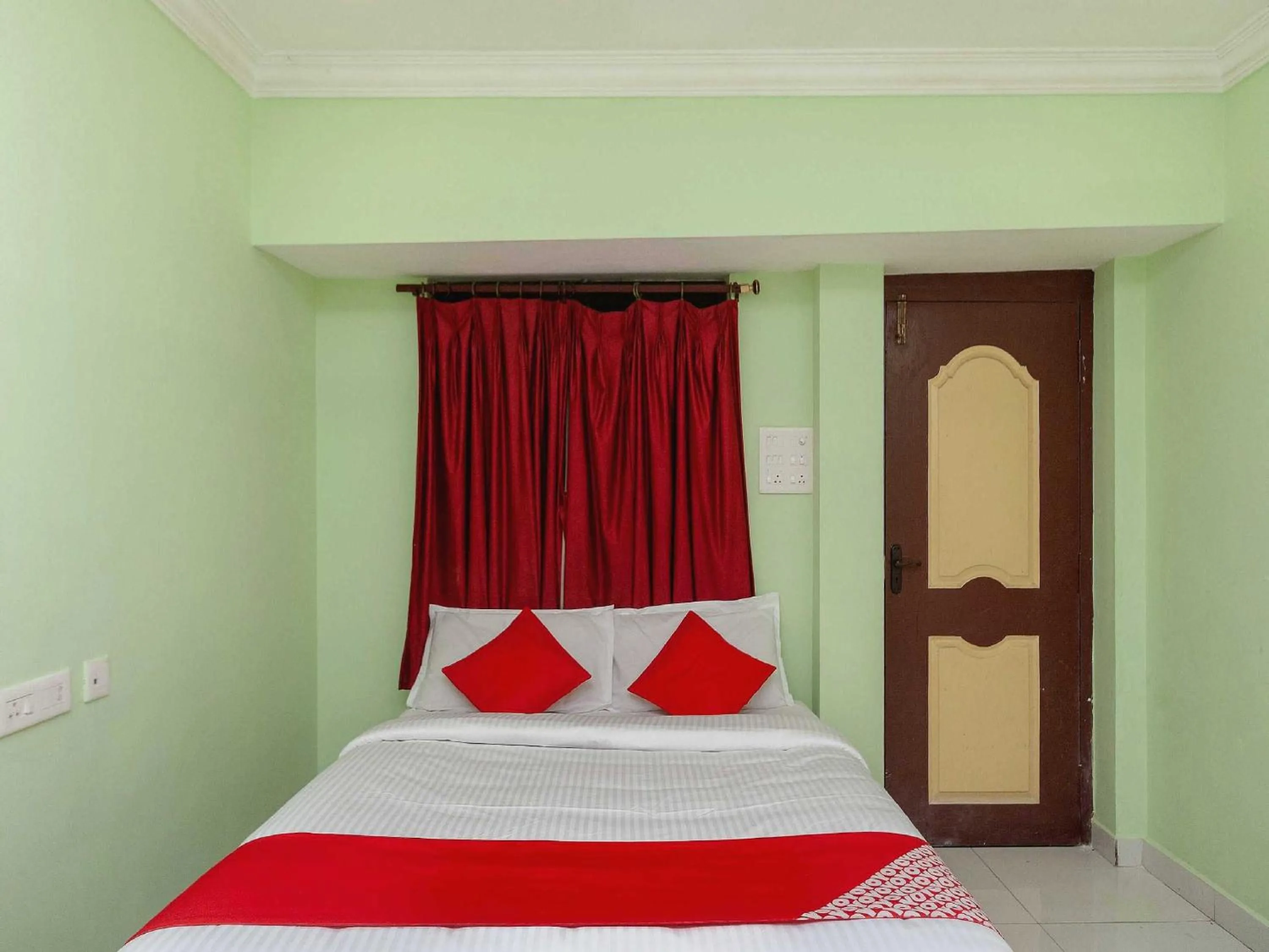 Bedroom, Bed in Hotel O Seabreeze Residency