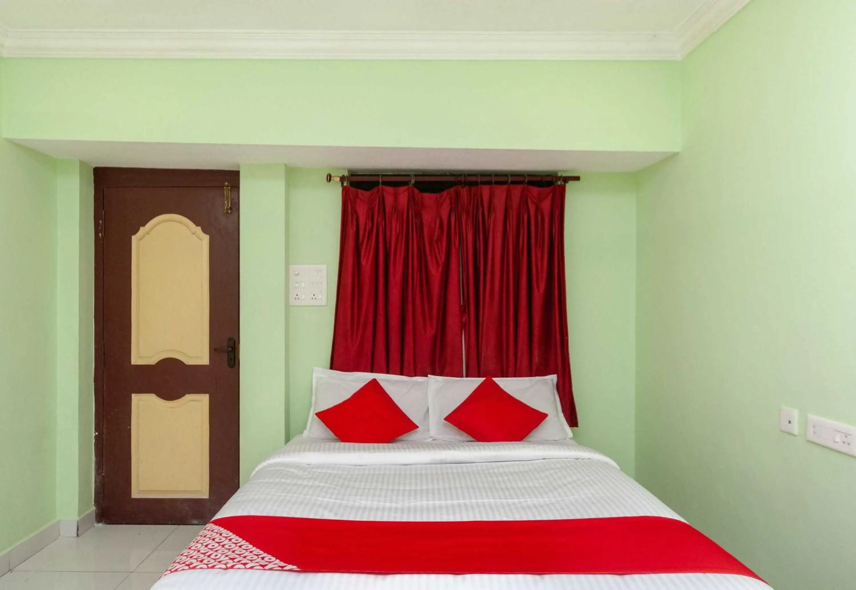 Bedroom, Bed in Hotel O Seabreeze Residency
