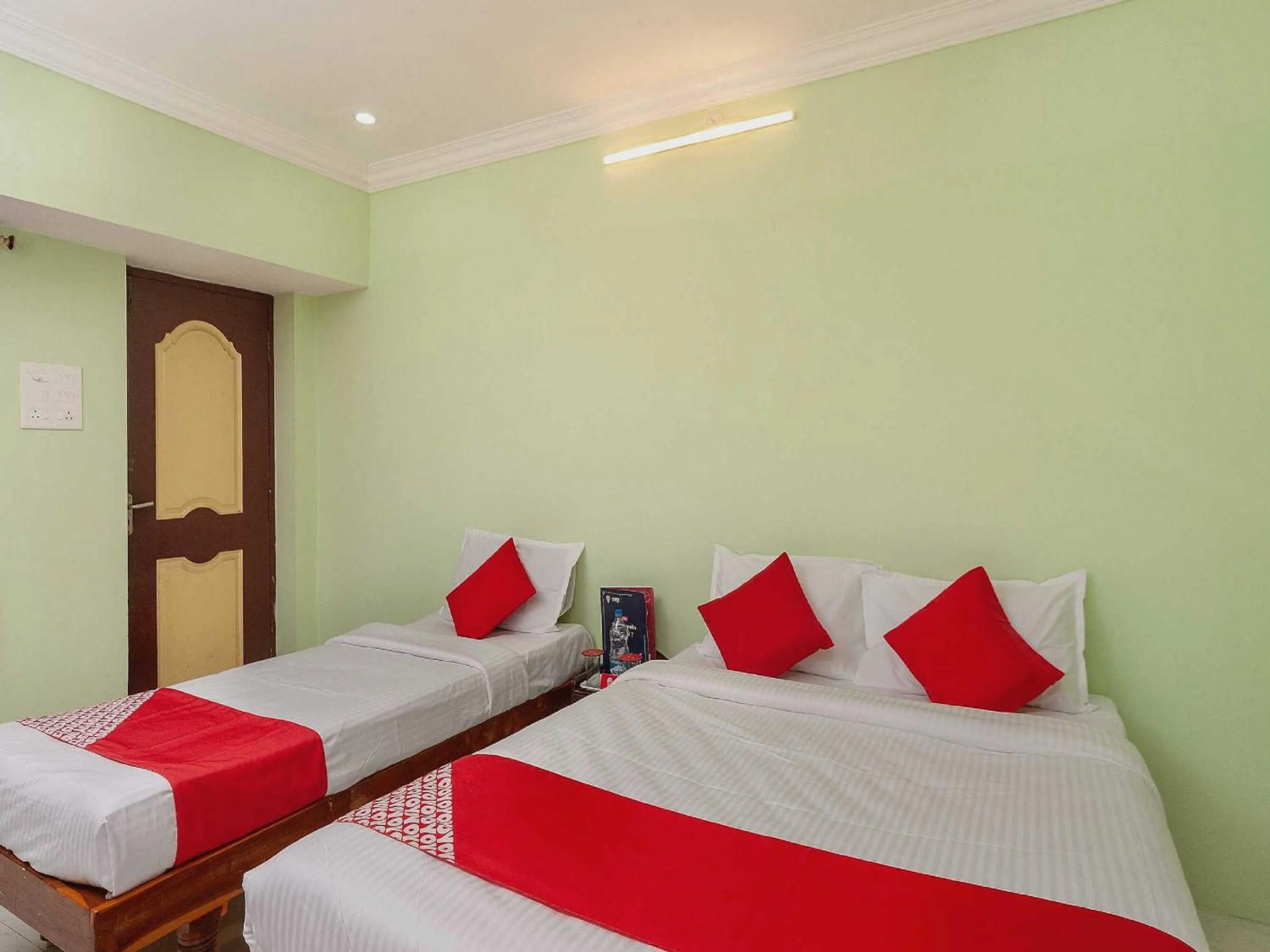 Bedroom, Bed in Hotel O Seabreeze Residency
