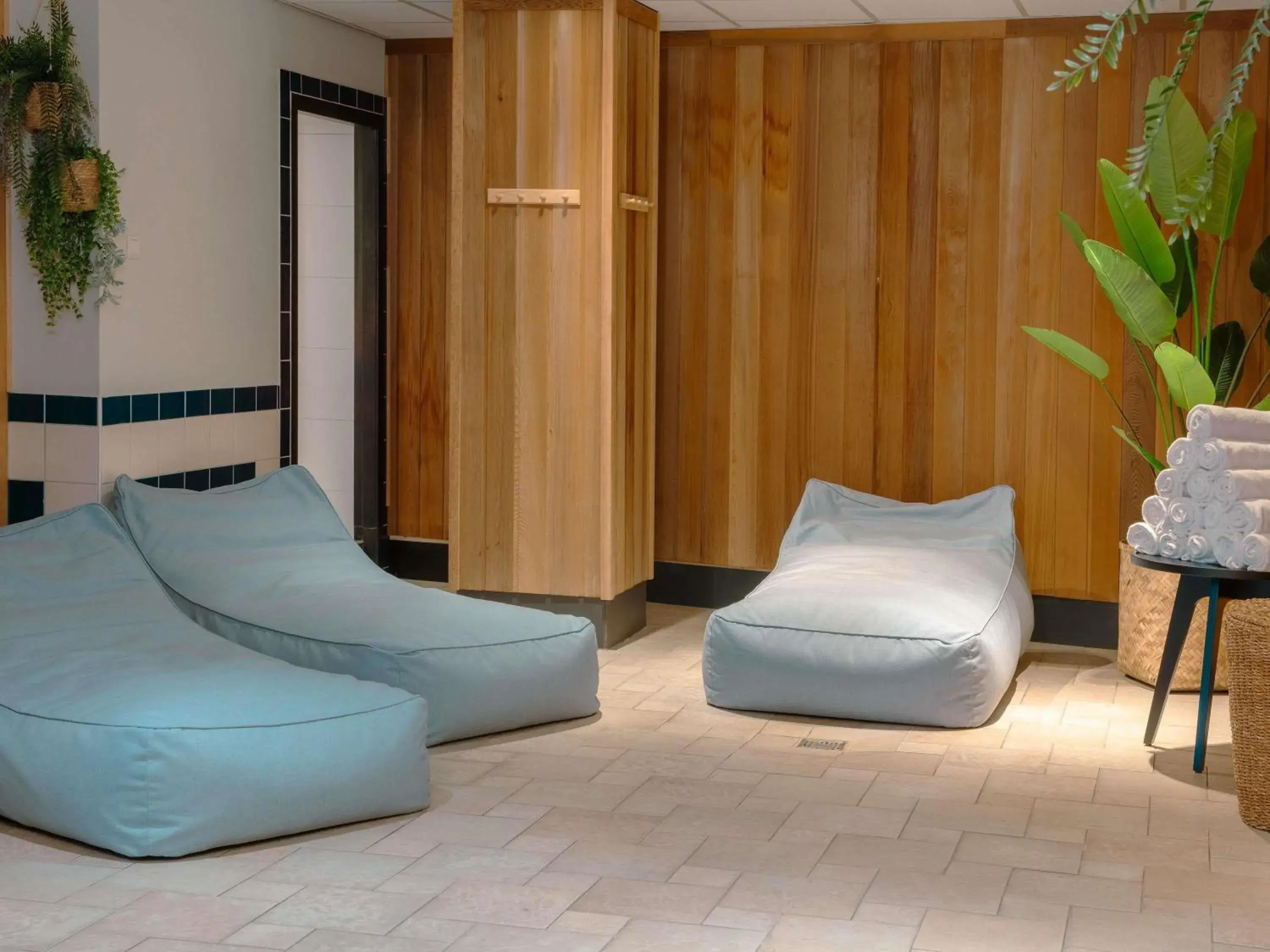 Pool view in Mercure Hotel Tilburg Centrum Pool view in Mercure Hotel Tilburg Centrum