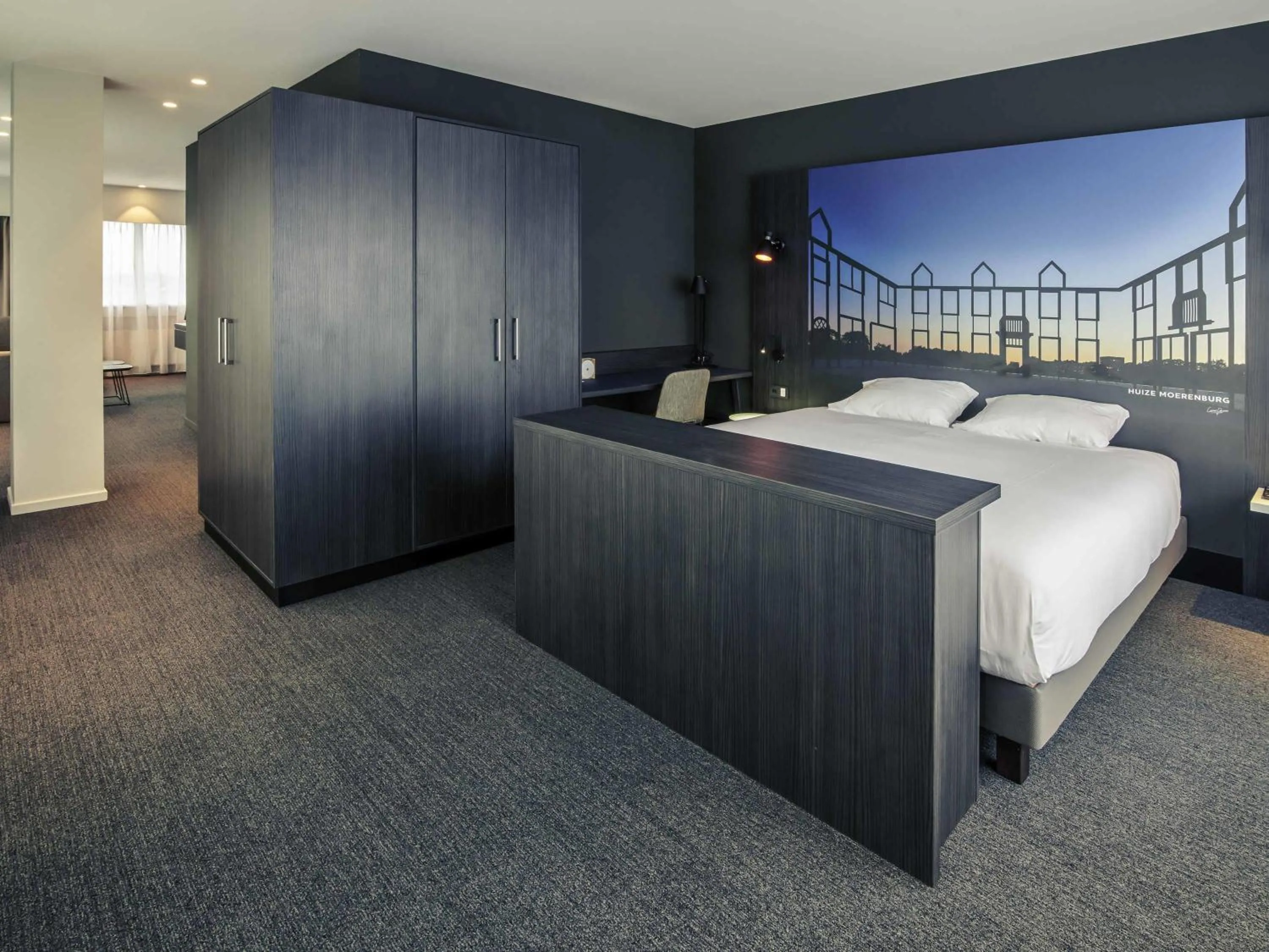 Bedroom, Bed in Mercure Hotel Tilburg Centrum