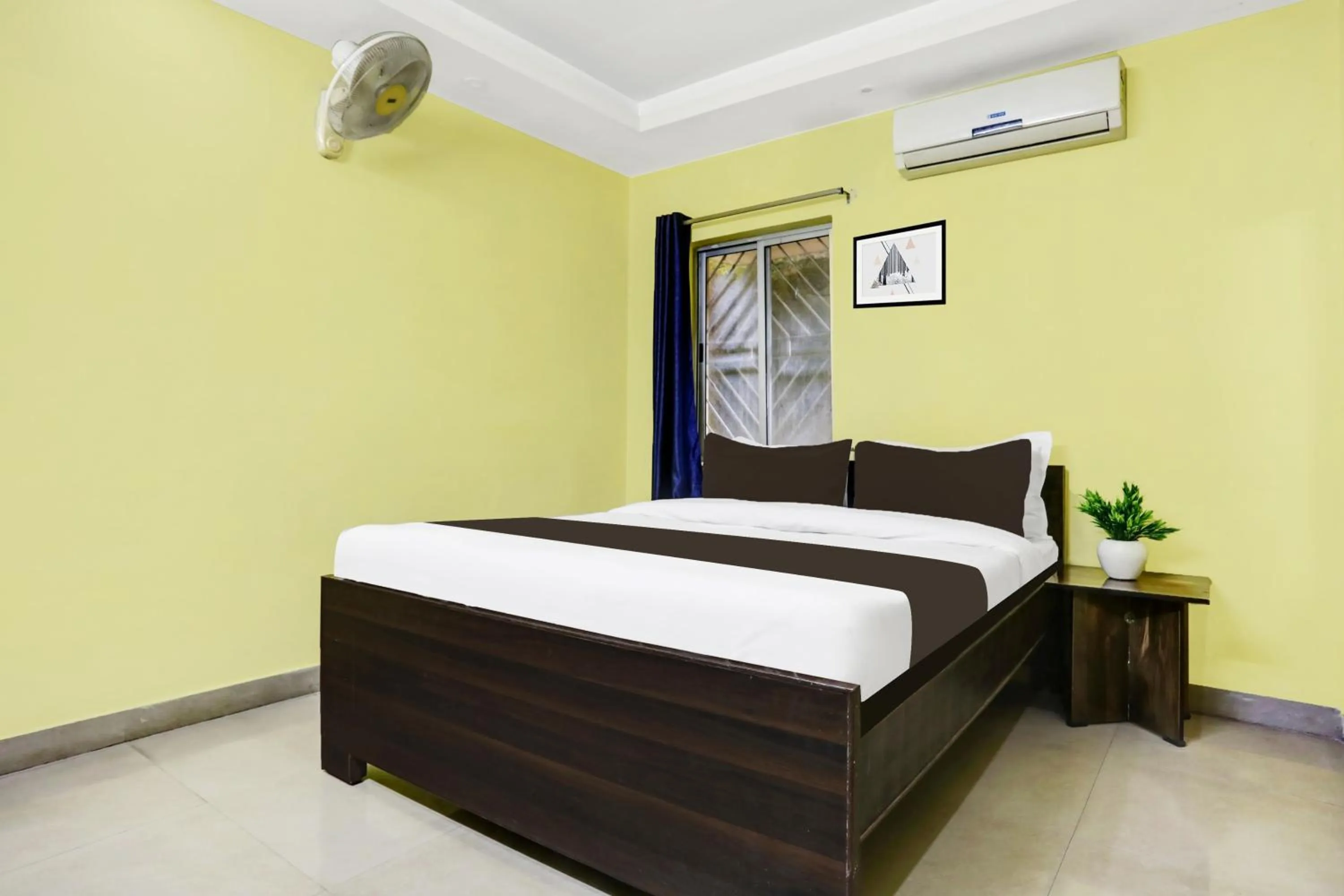 Bedroom, Bed in Hotel O Grand Occasion