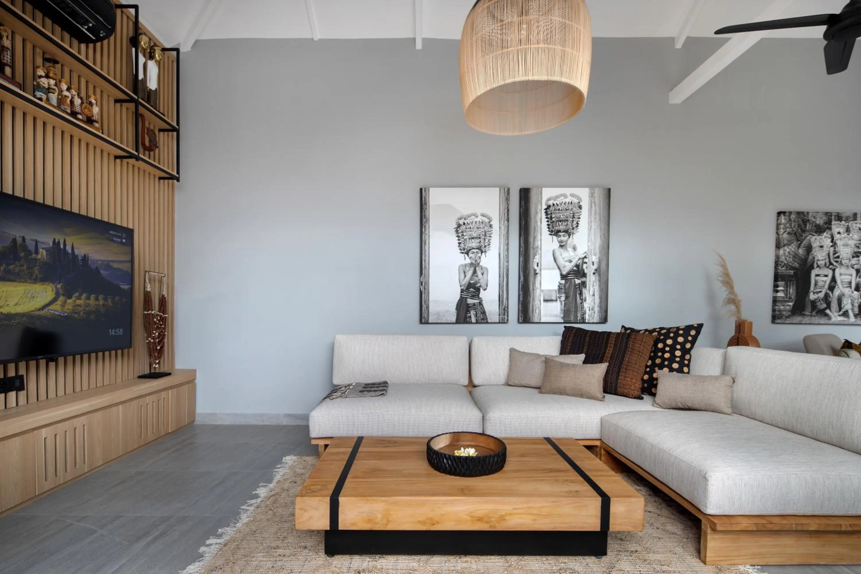 Living room in Ananda Villa by Betterplace