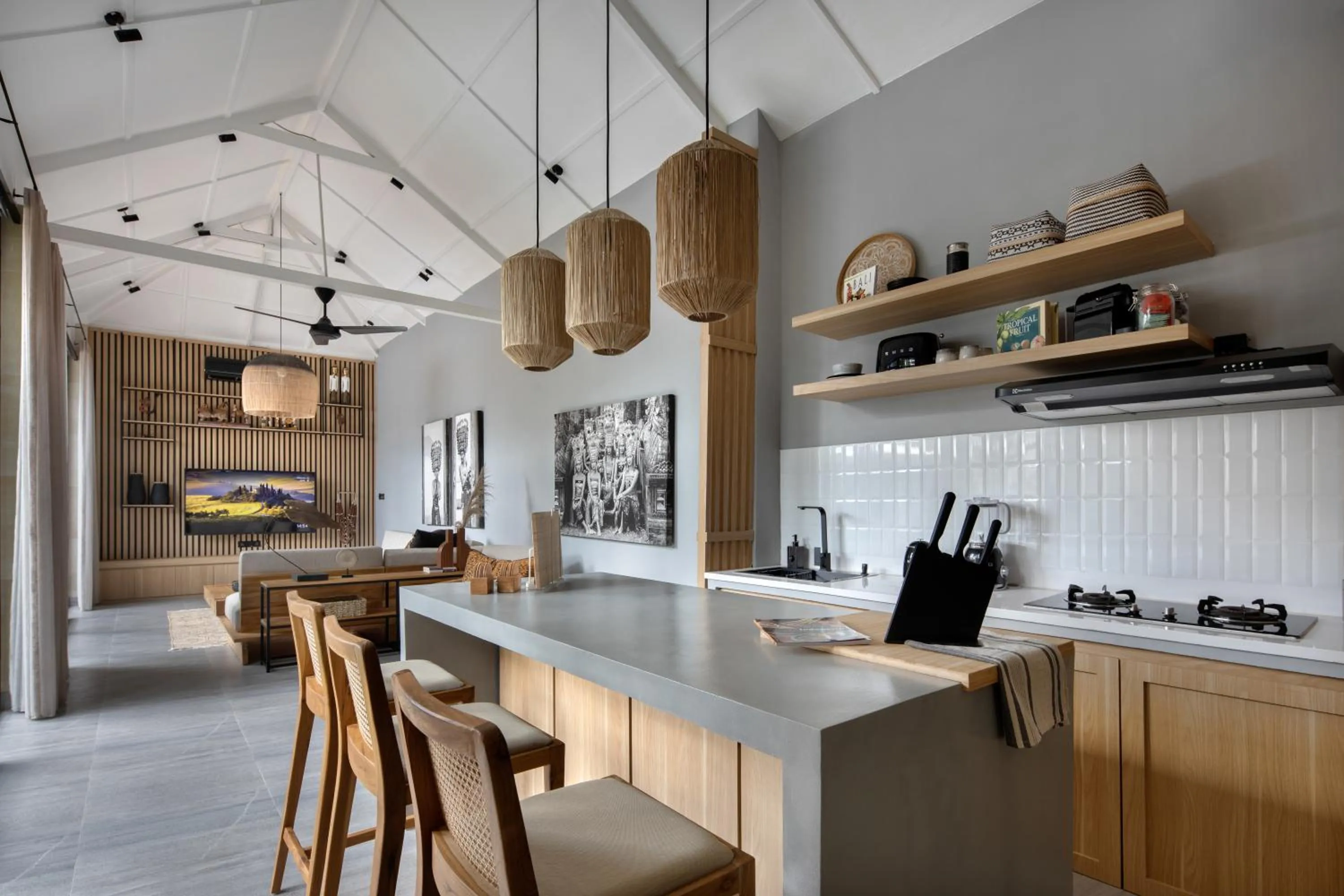 TV and multimedia in Ananda Villa by Betterplace