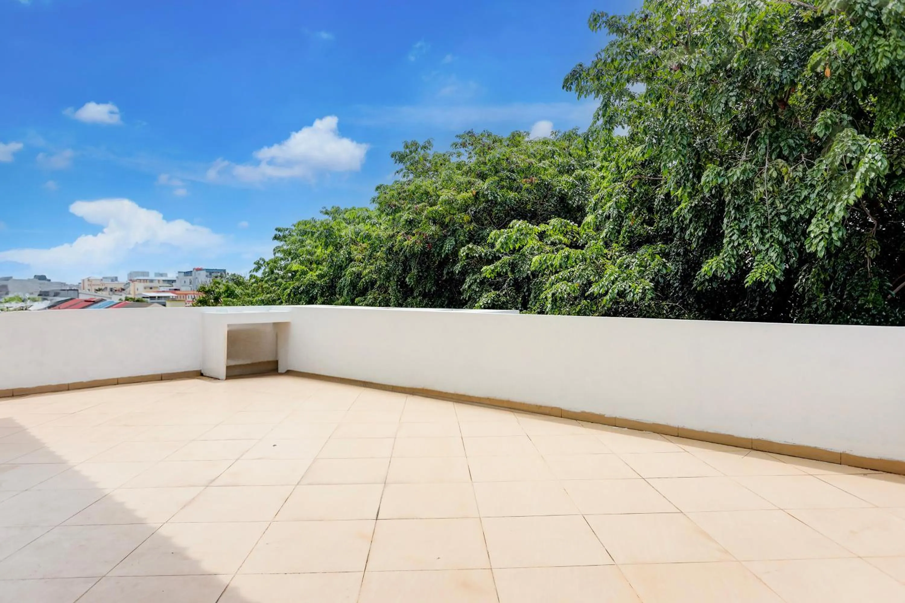 Lobby or reception in Hotel O Happy 777