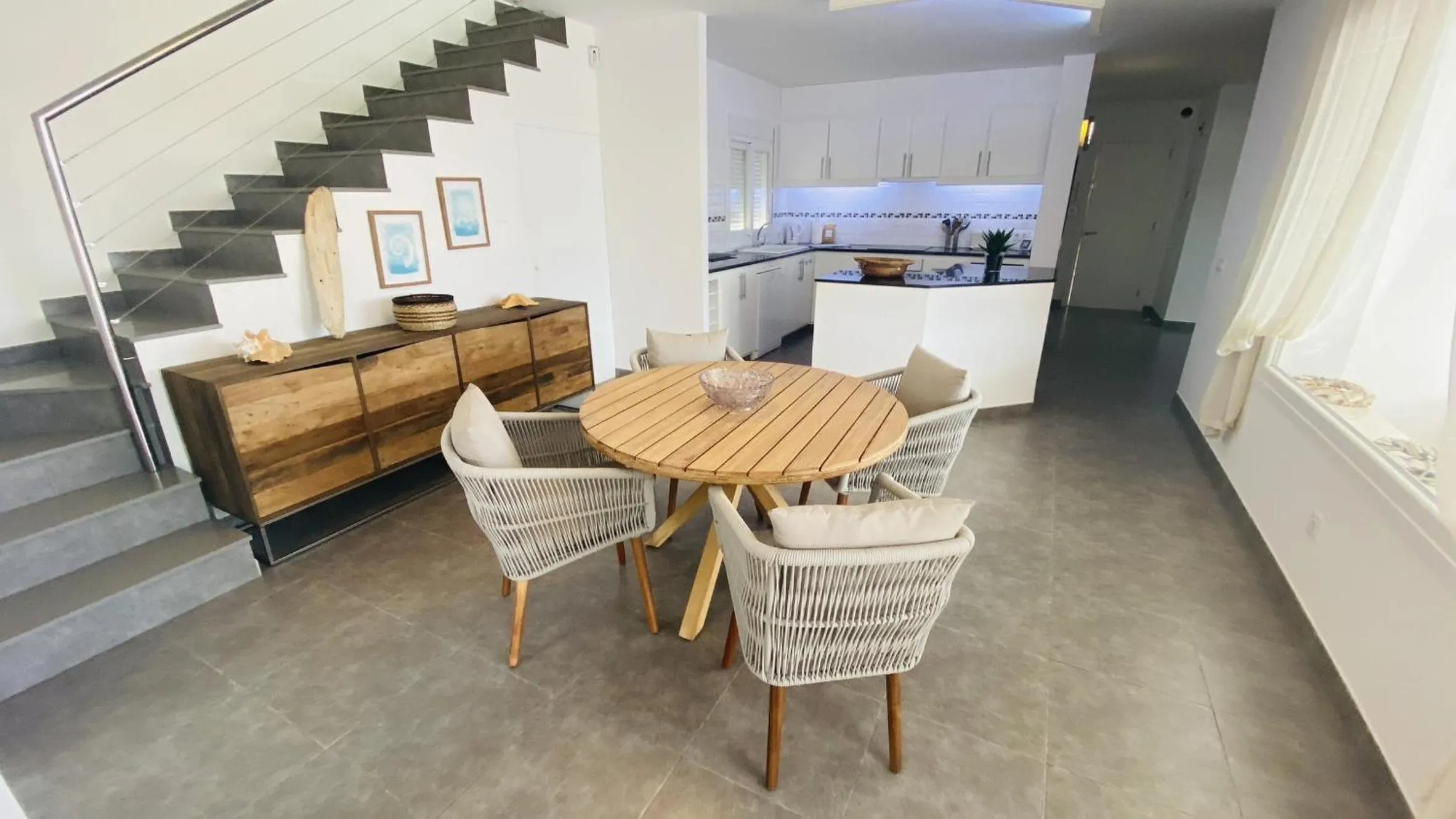 Dining area in Villa ECLIPSE