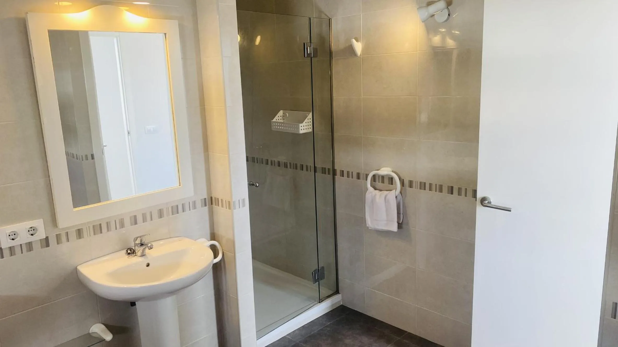 Bathroom in Villa ECLIPSE