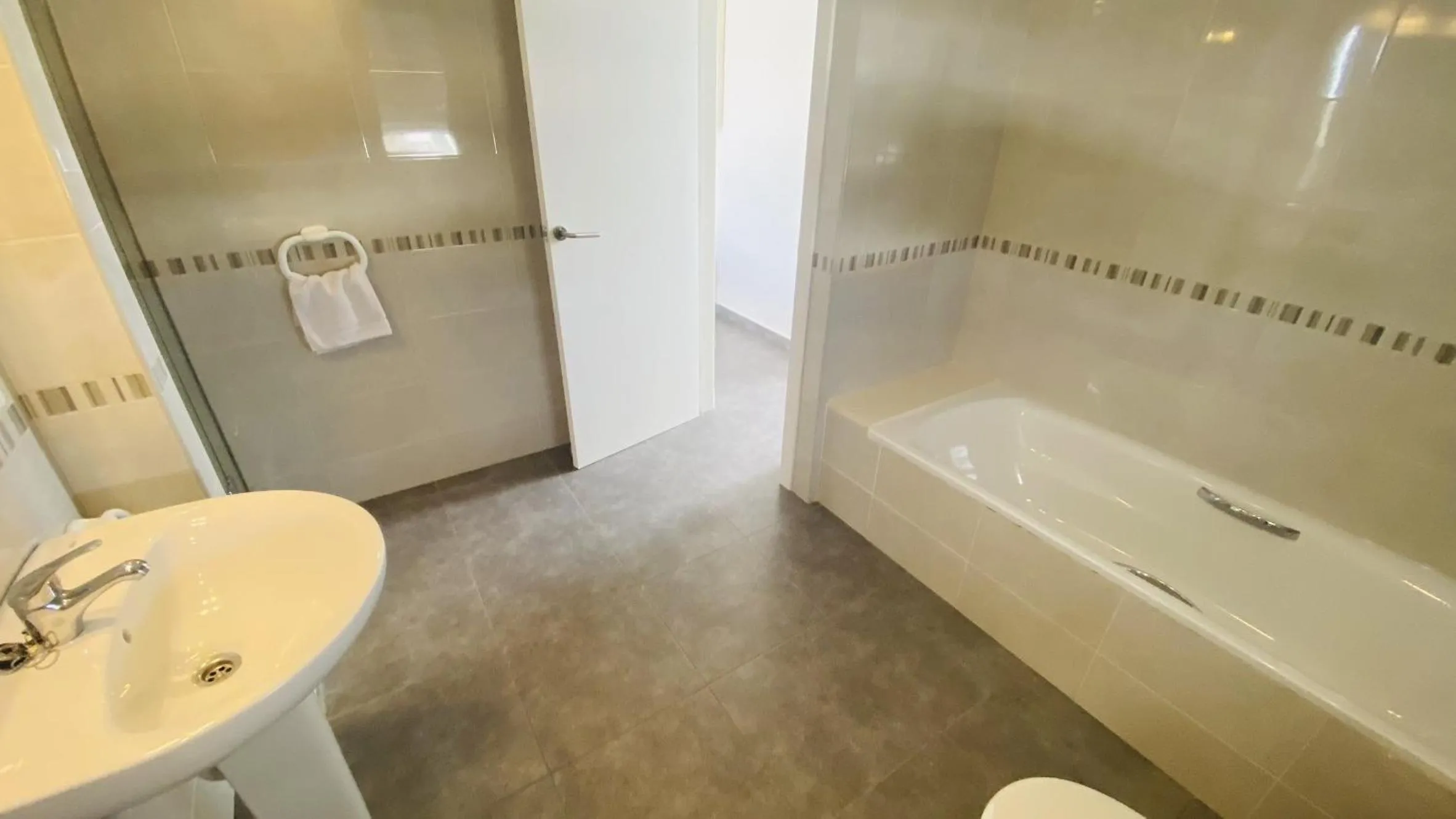 Bathroom in Villa ECLIPSE