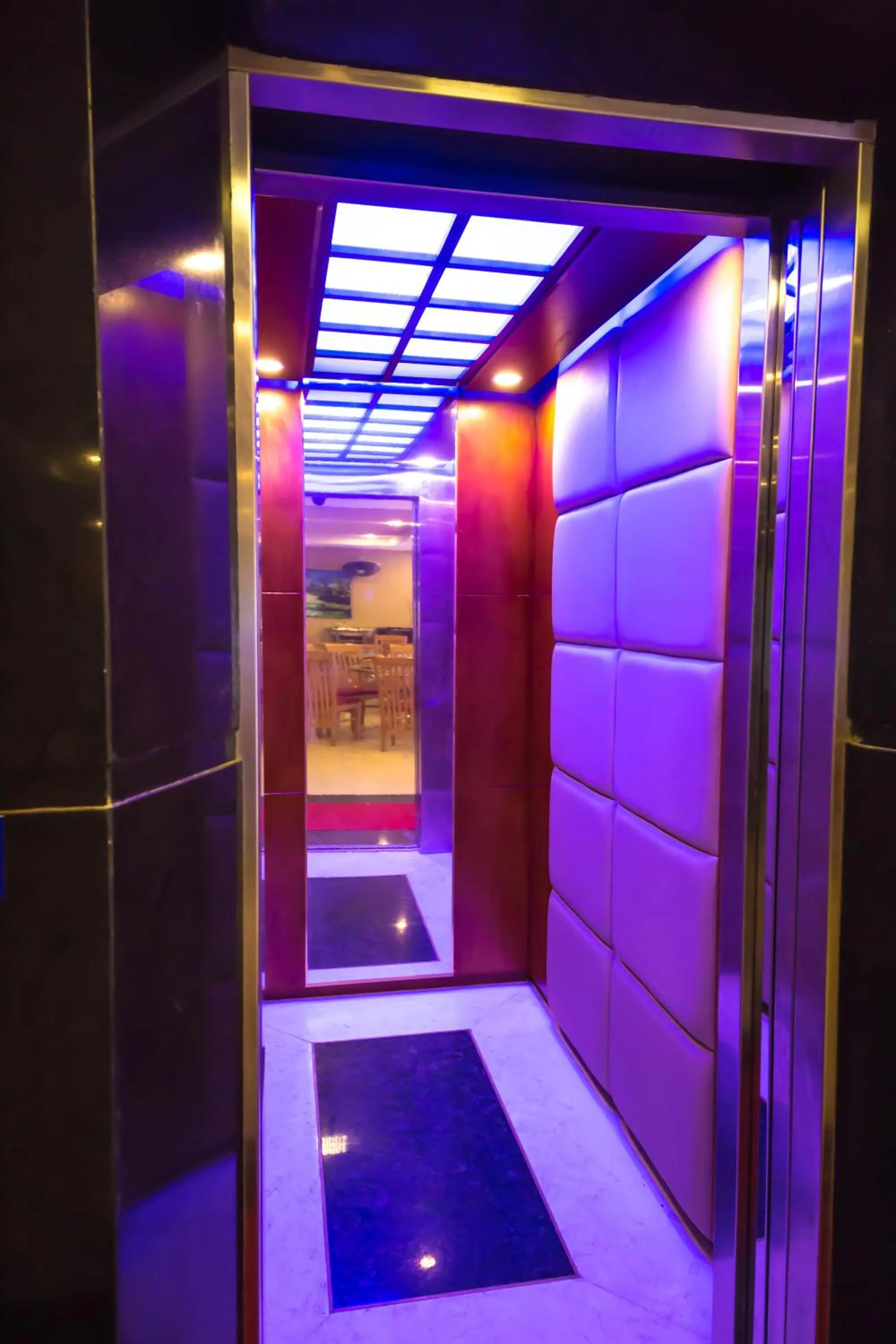 Decorative detail in Kiên Cường 2 Hotel