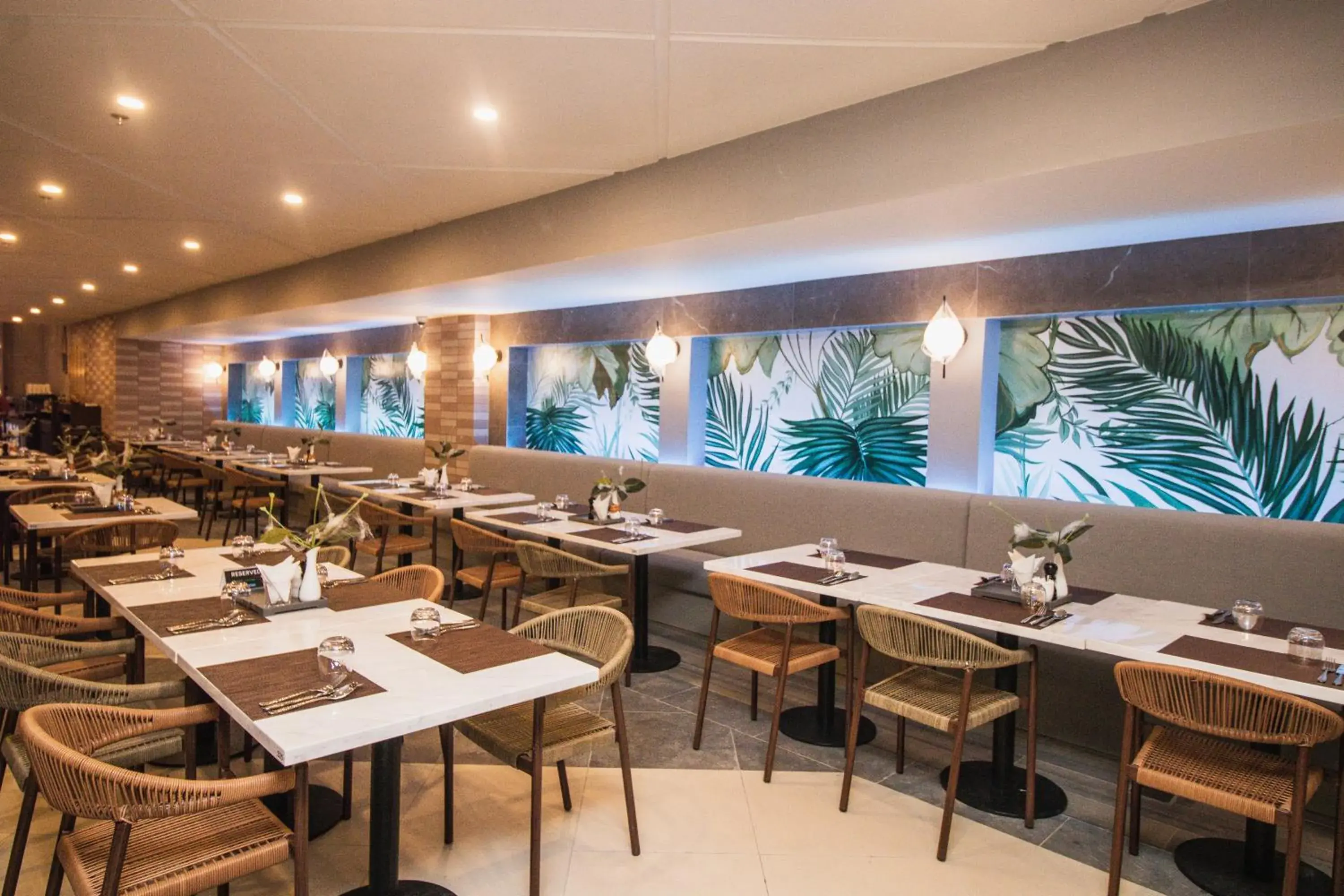 Restaurant/places to eat in Mandarin Bay Resort and Spa Restaurant/places to eat in Mandarin Bay Resort and Spa