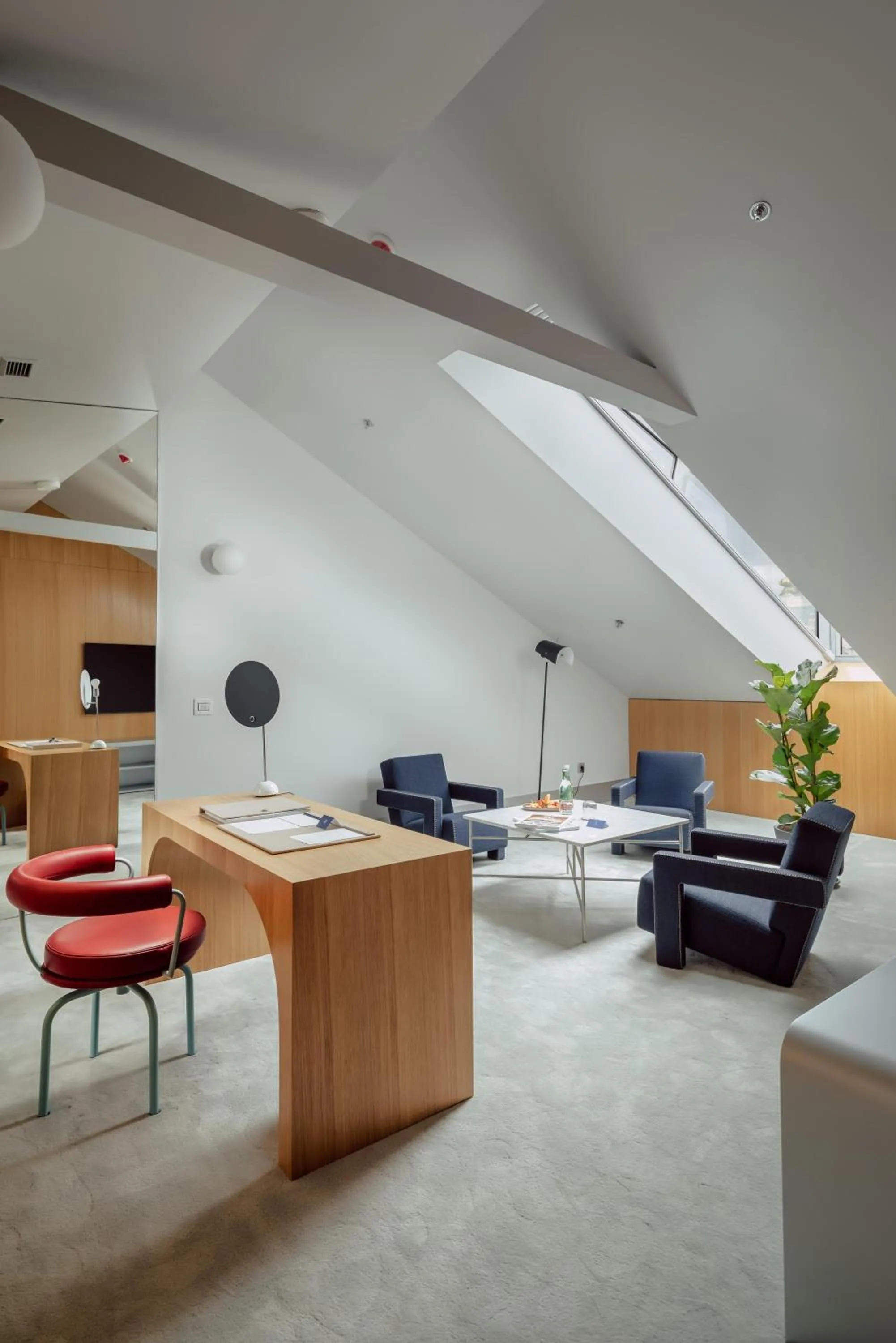 Seating area in Met Boutique Hotel