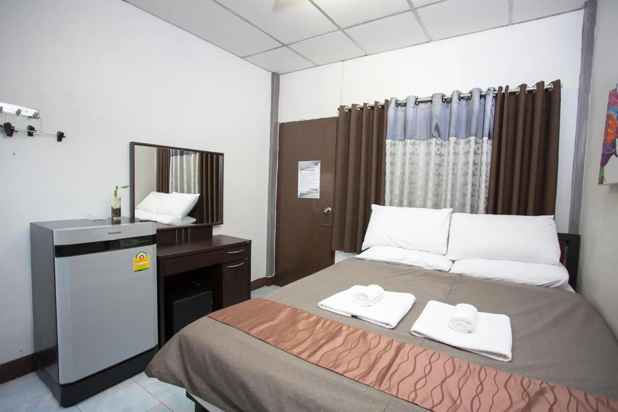 Standard Double Room with Fan in Zzhouse Standard Double Room with Fan in Zzhouse