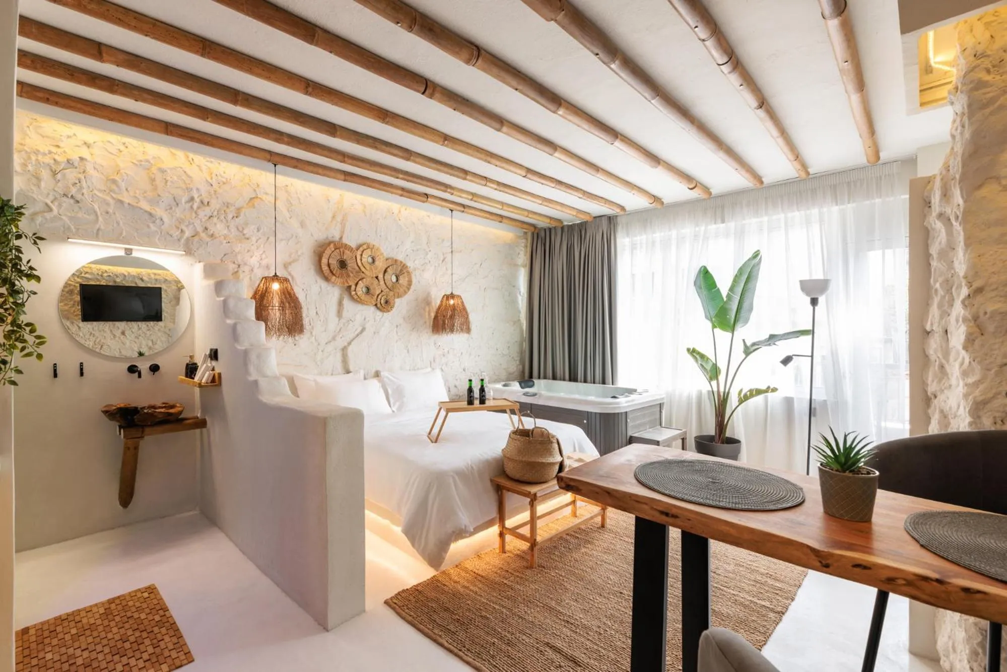 Photo of the whole room in Marabou Unique Stay