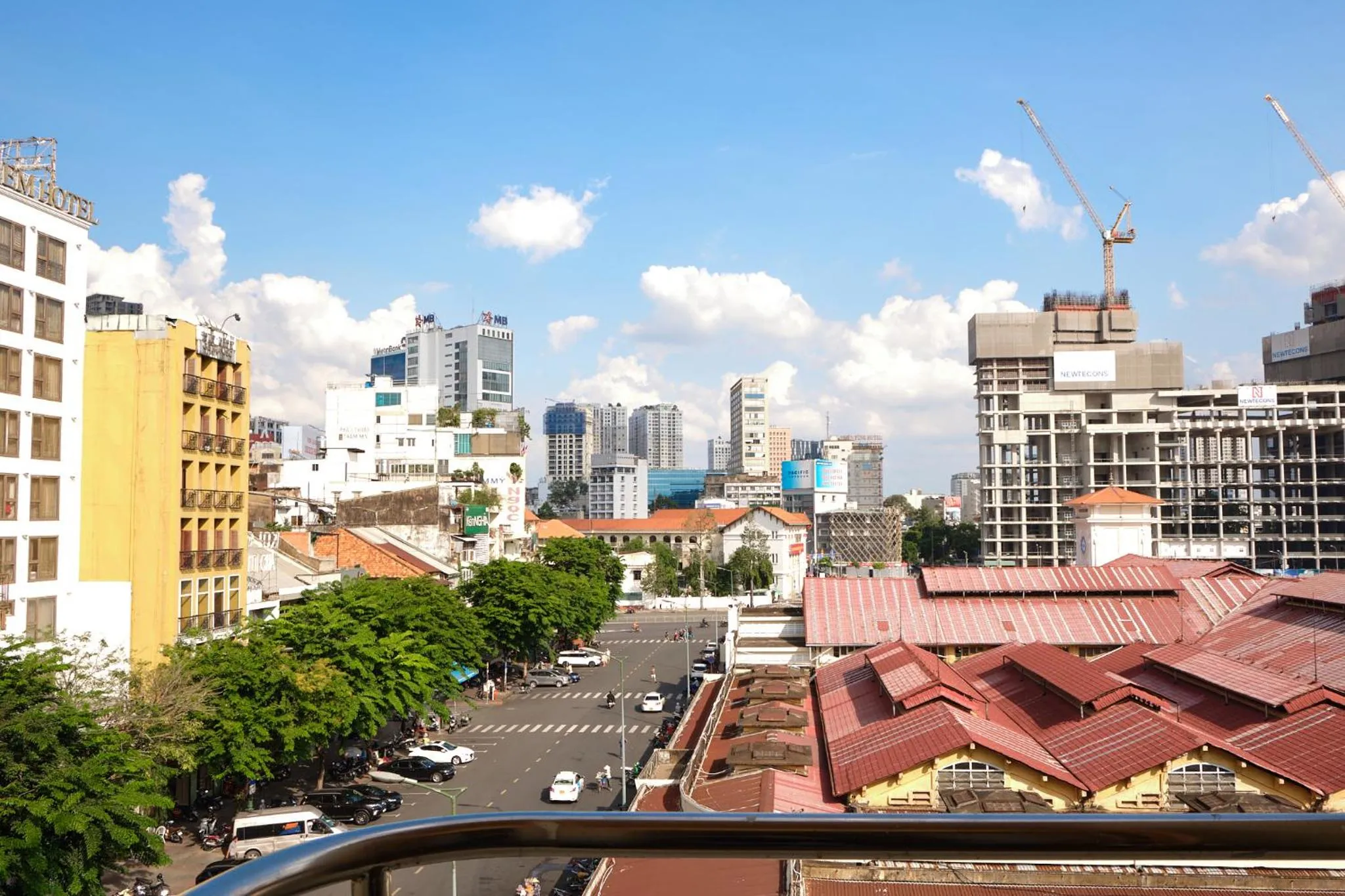 City view in Song Anh 1 Hotel