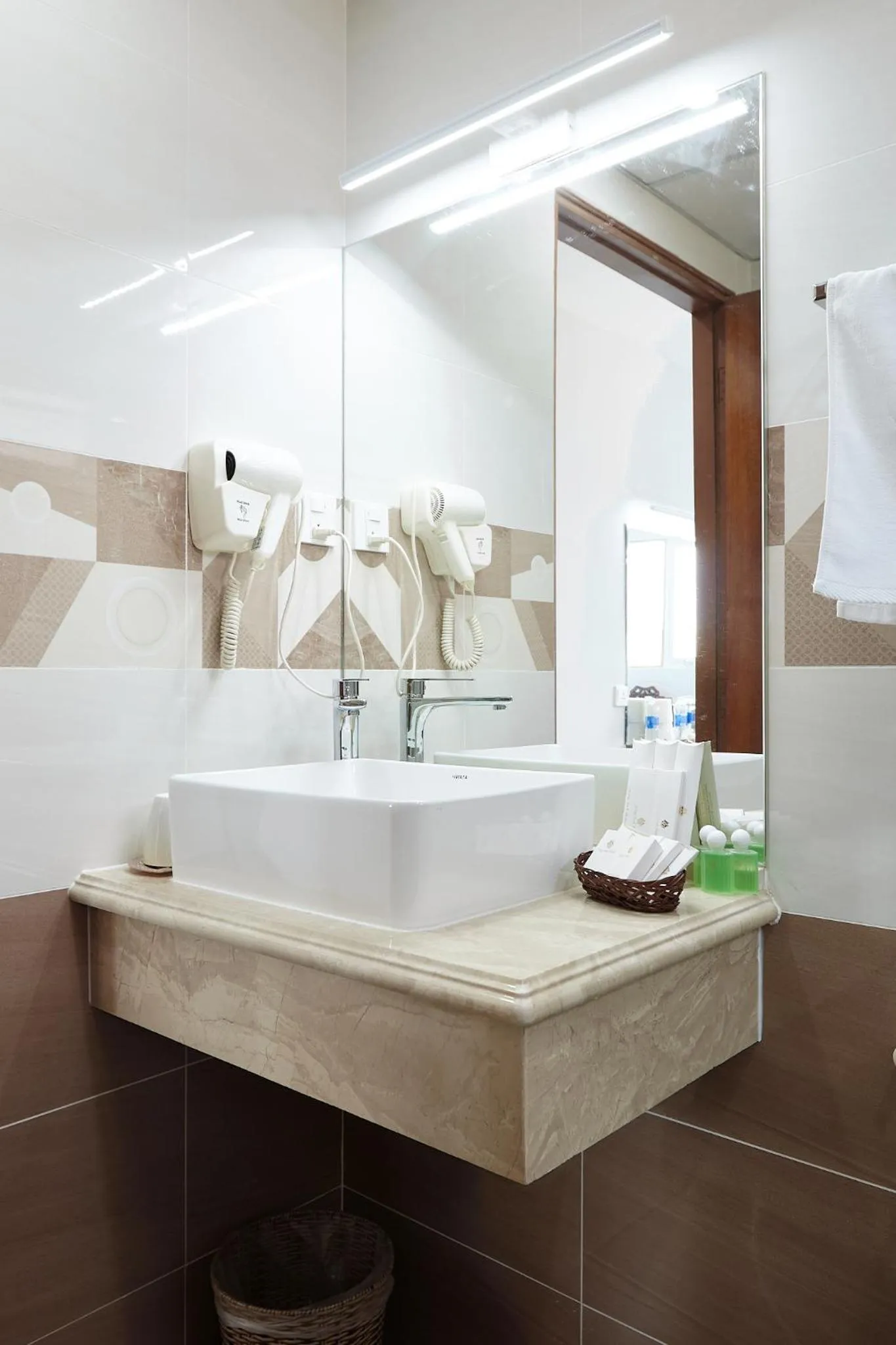 Bathroom in Song Anh 1 Hotel