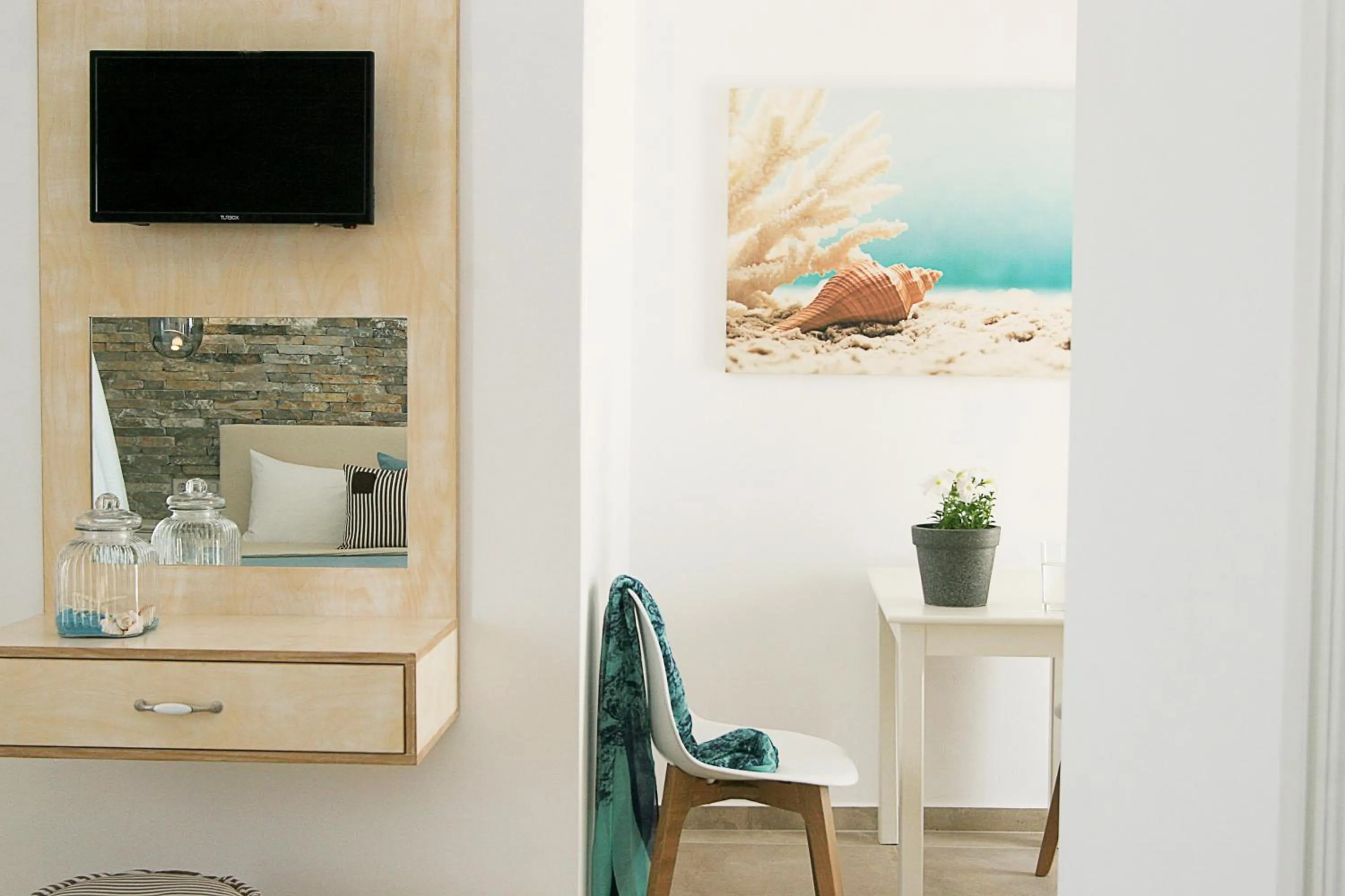 Decorative detail in Anatoli Luxury Studios & Suites