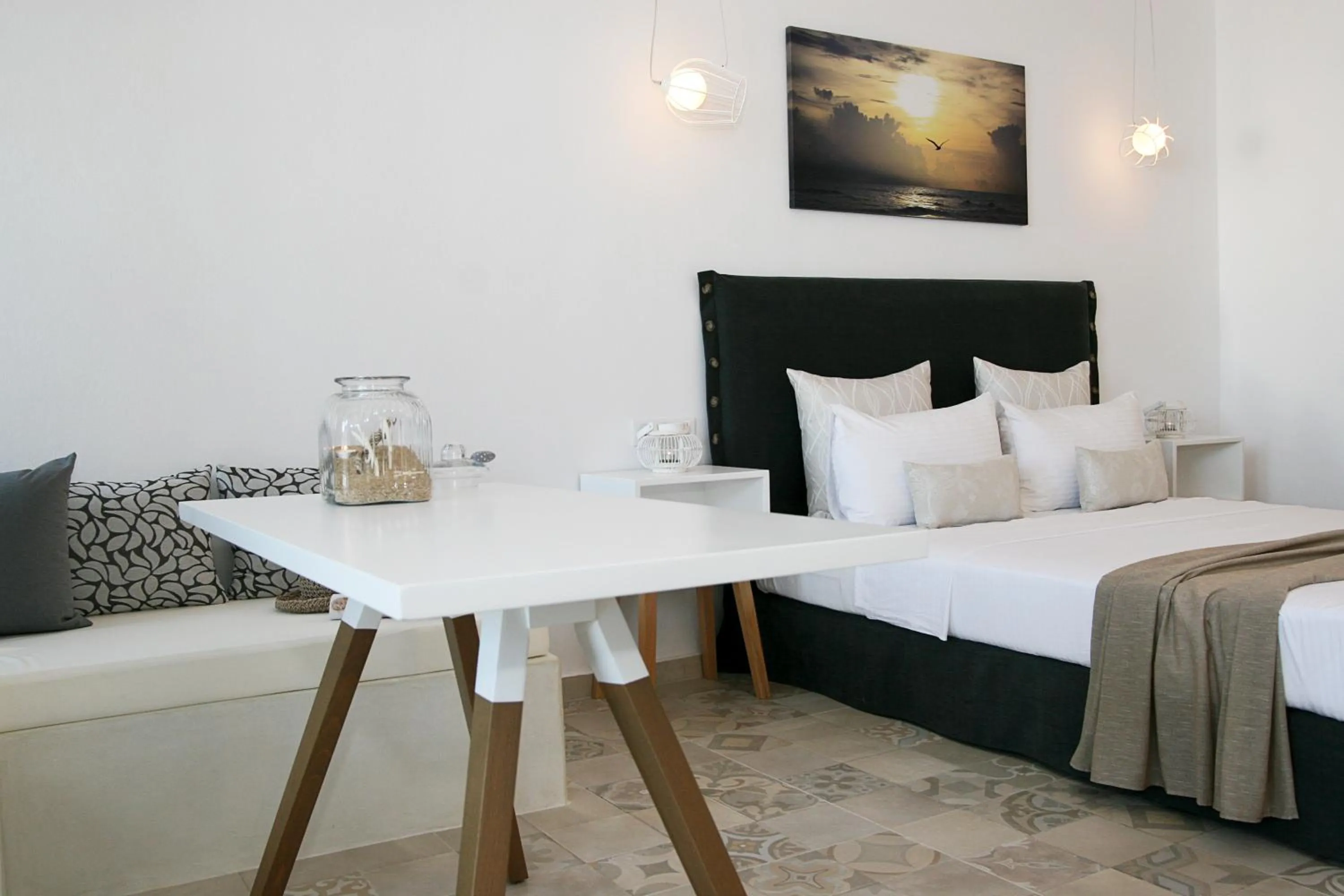 Bed in Anatoli Luxury Studios & Suites