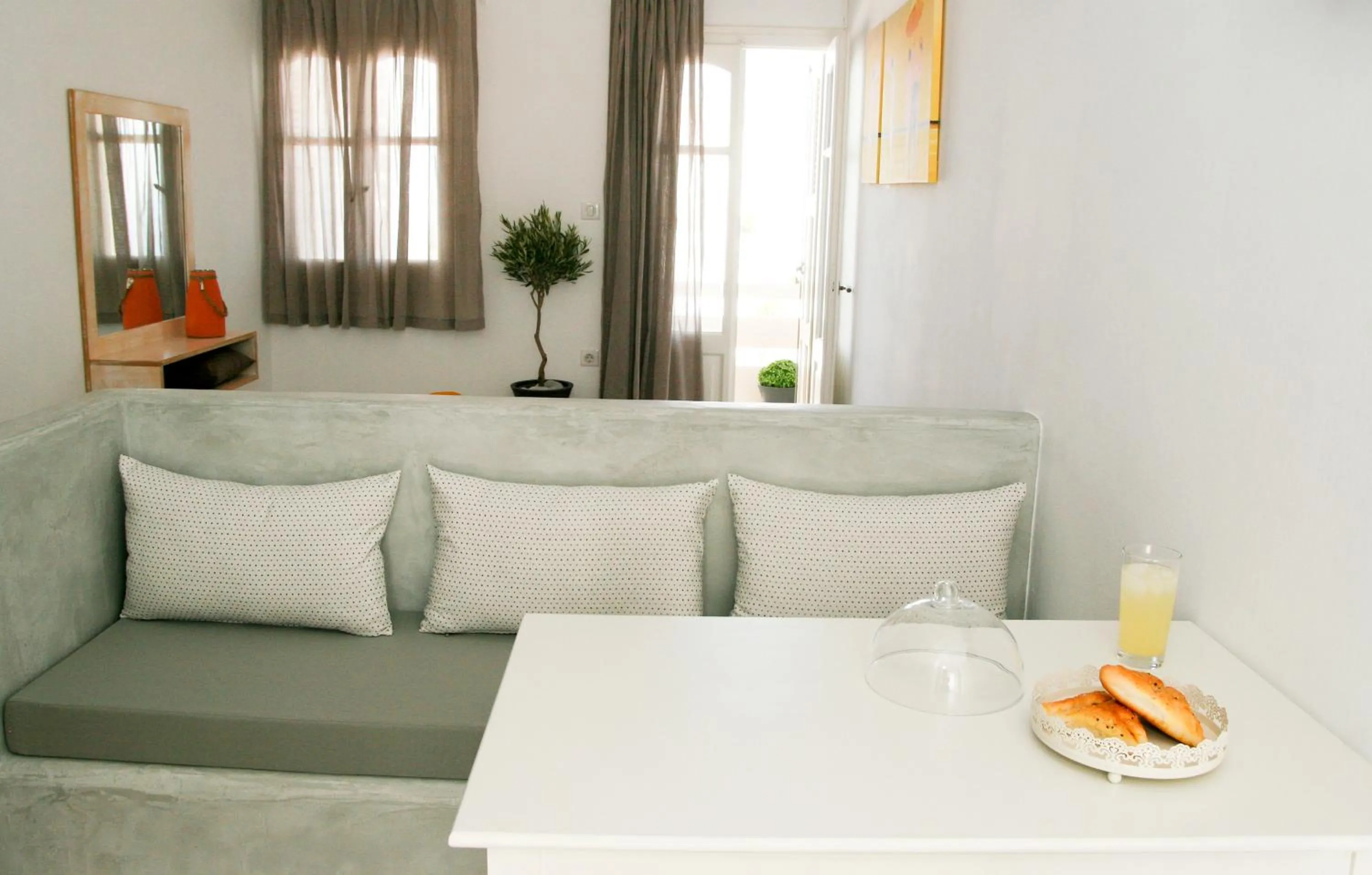 Decorative detail in Anatoli Luxury Studios & Suites