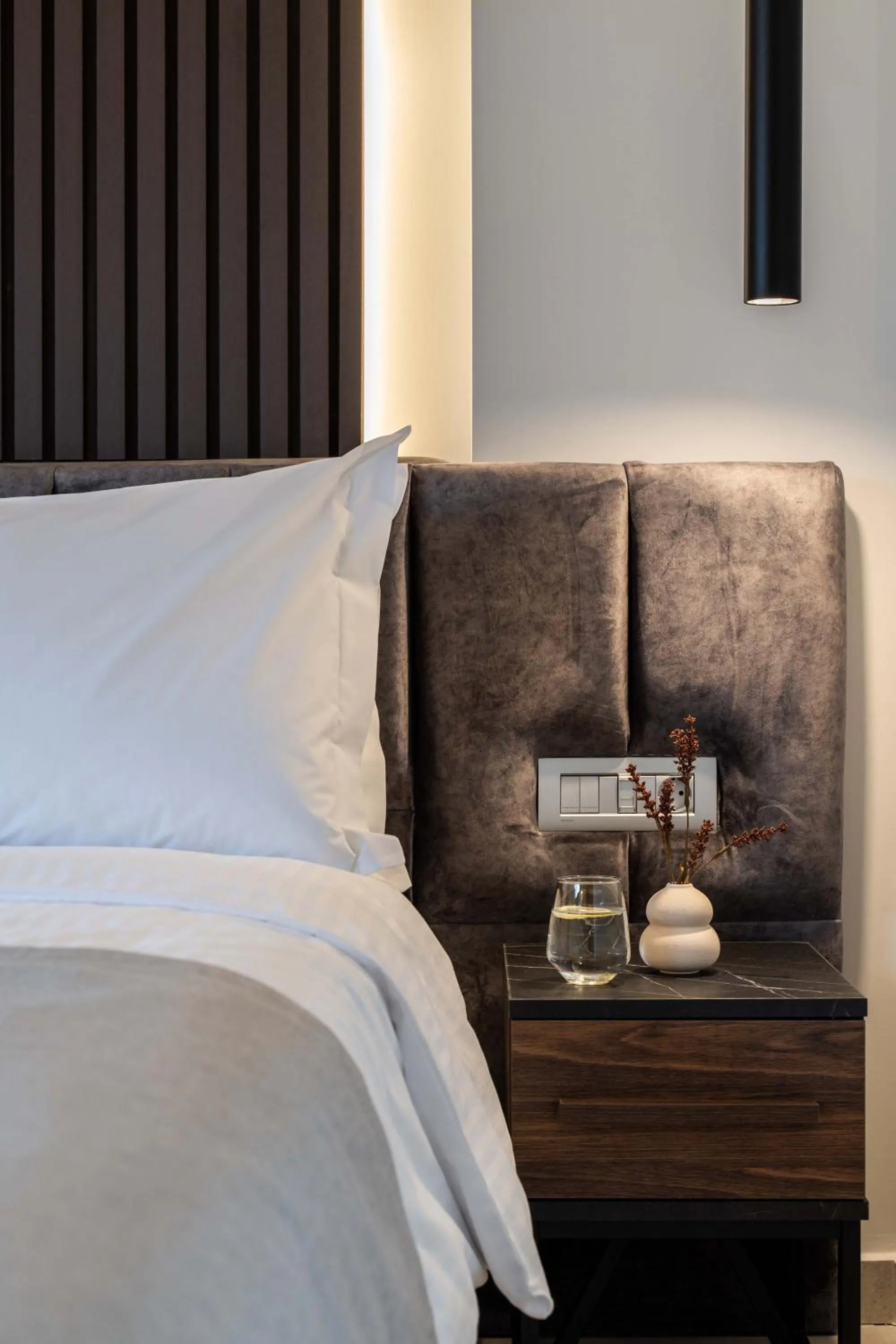 Bed in Mirabilis Boutique Hotel by Panel Hospitality