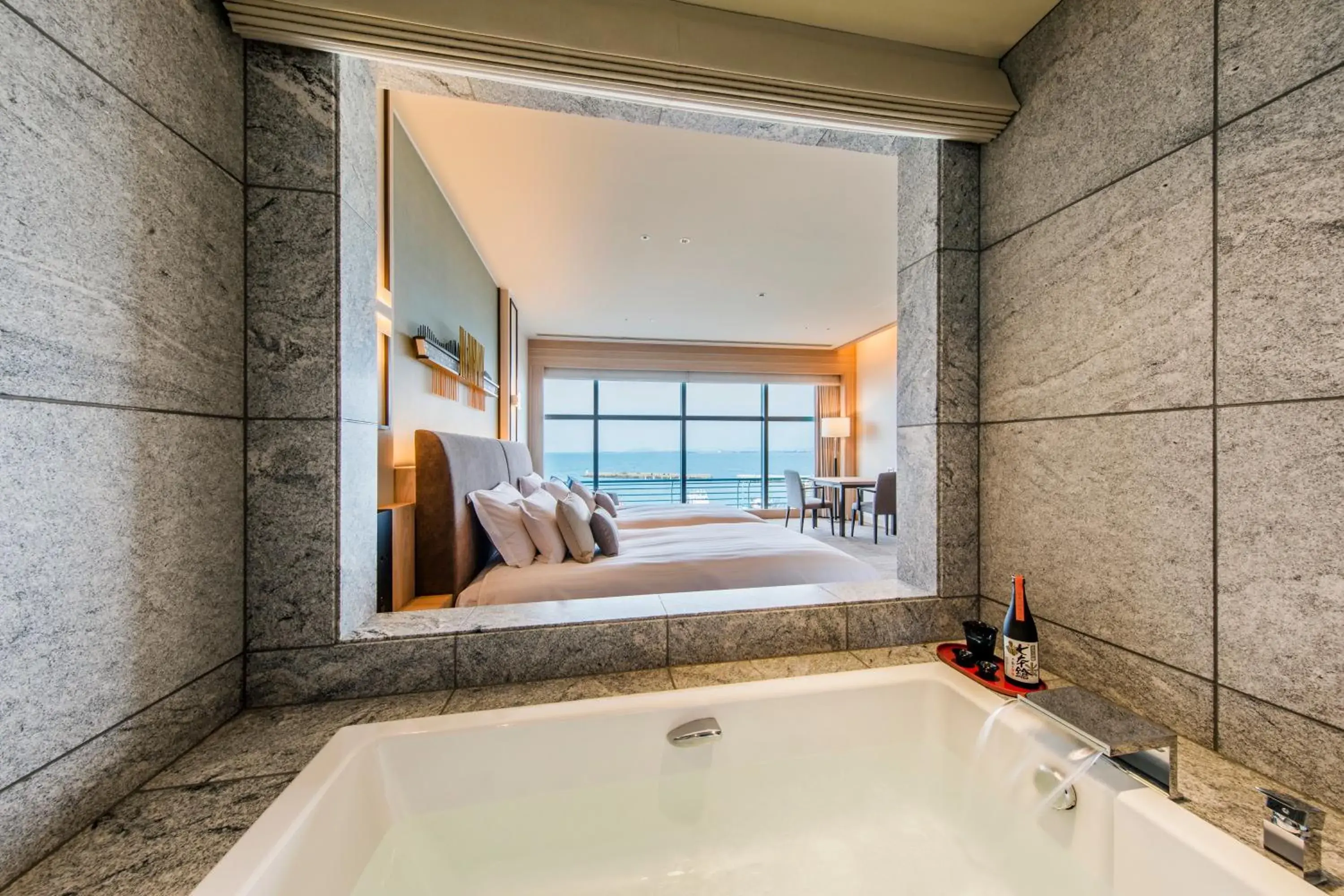 Premiere Luxury Twin Room - single occupancy - Non-Smoking with View Bath with Lounge Access in Biwako Hotel Premiere Luxury Twin Room - single occupancy - Non-Smoking with View Bath with Lounge Access in Biwako Hotel