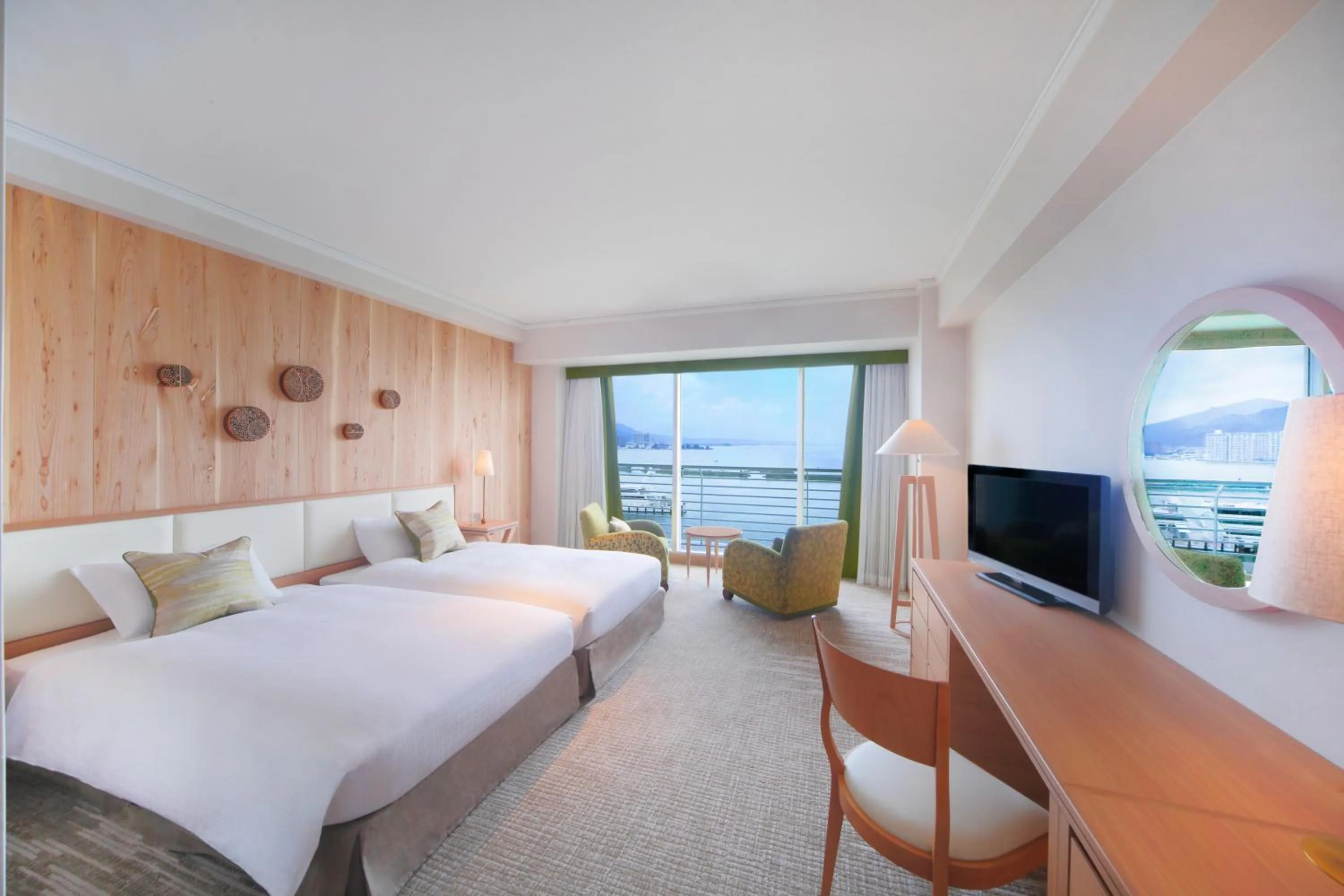 Photo of the whole room, Bed in Biwako Hotel