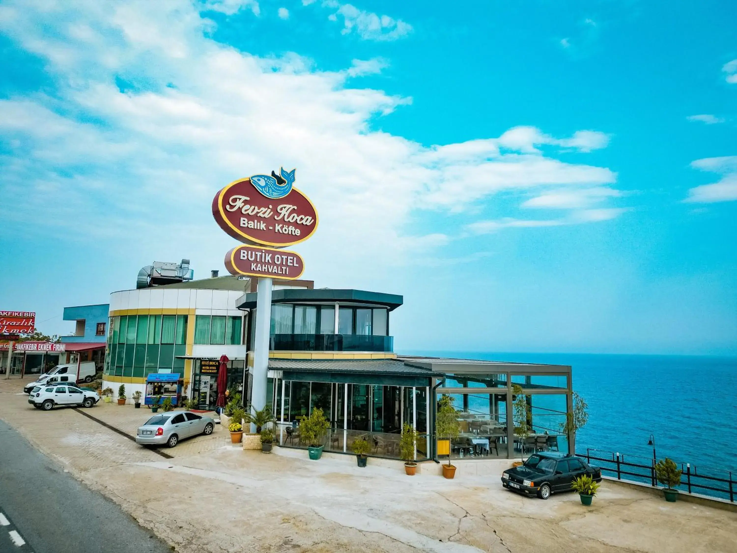 Property building in Fevzi Hoca Otel Property building in Fevzi Hoca Otel