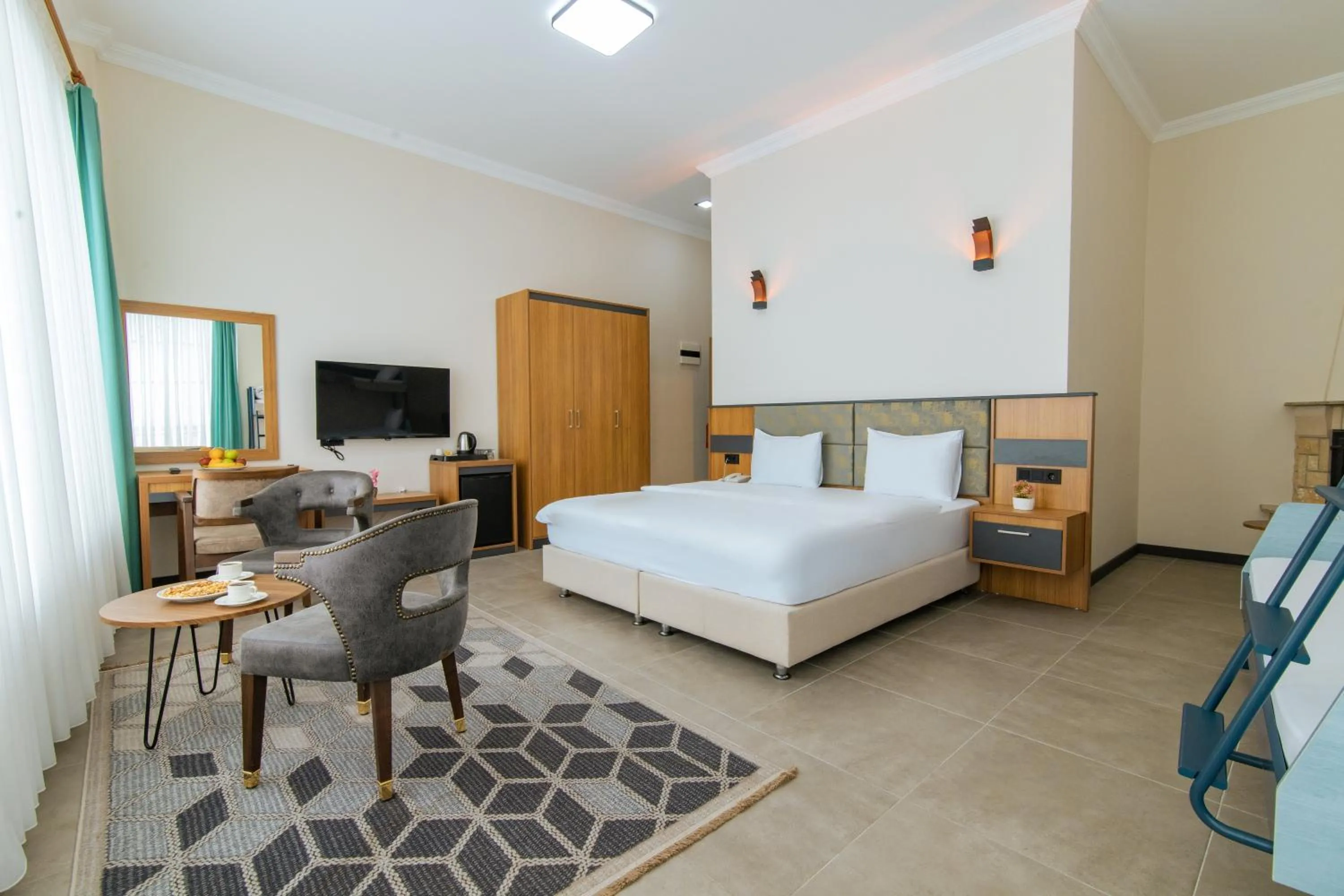 Photo of the whole room in Fevzi Hoca Otel