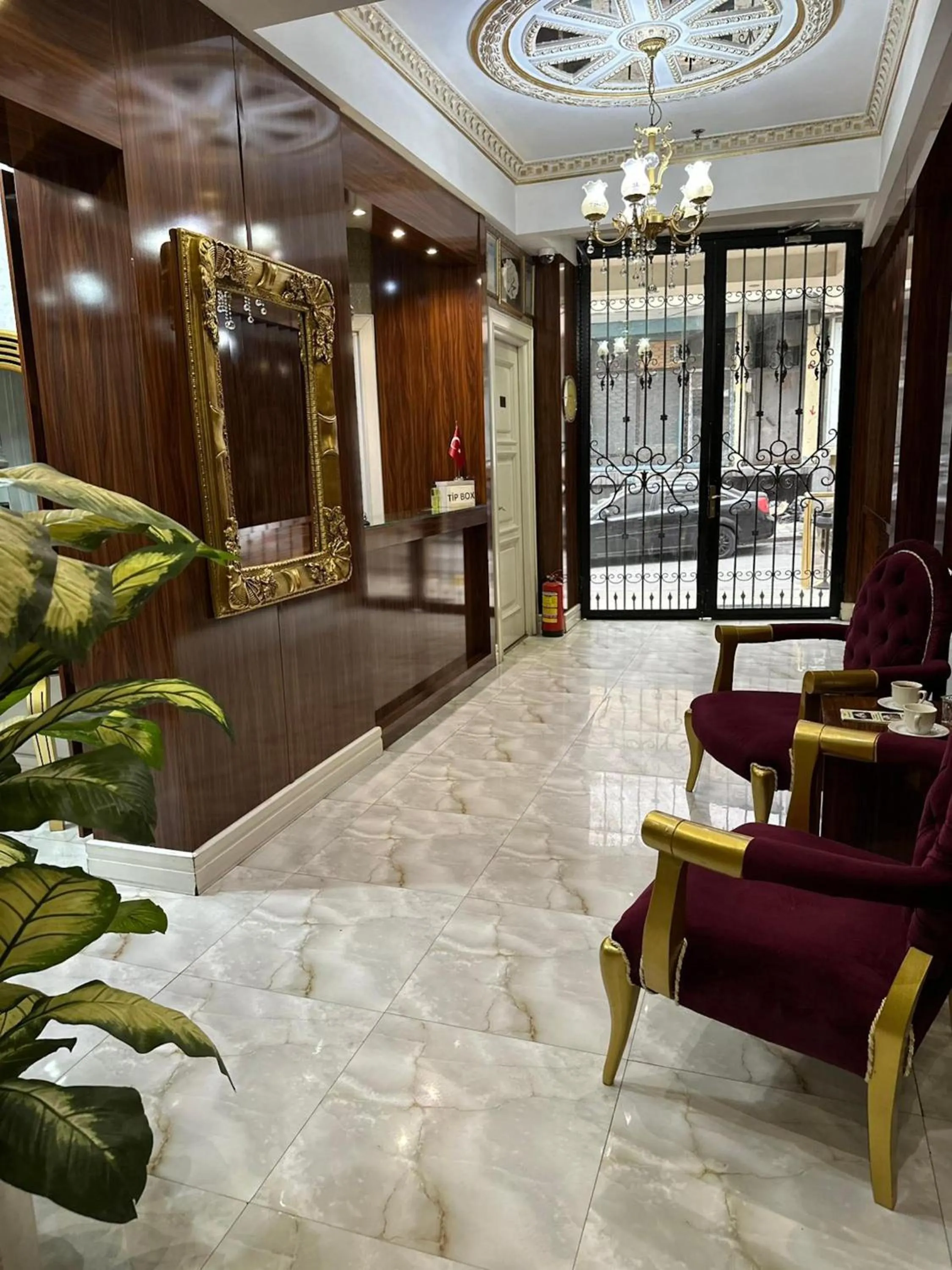 Lobby or reception in Sahra Airport Hotel