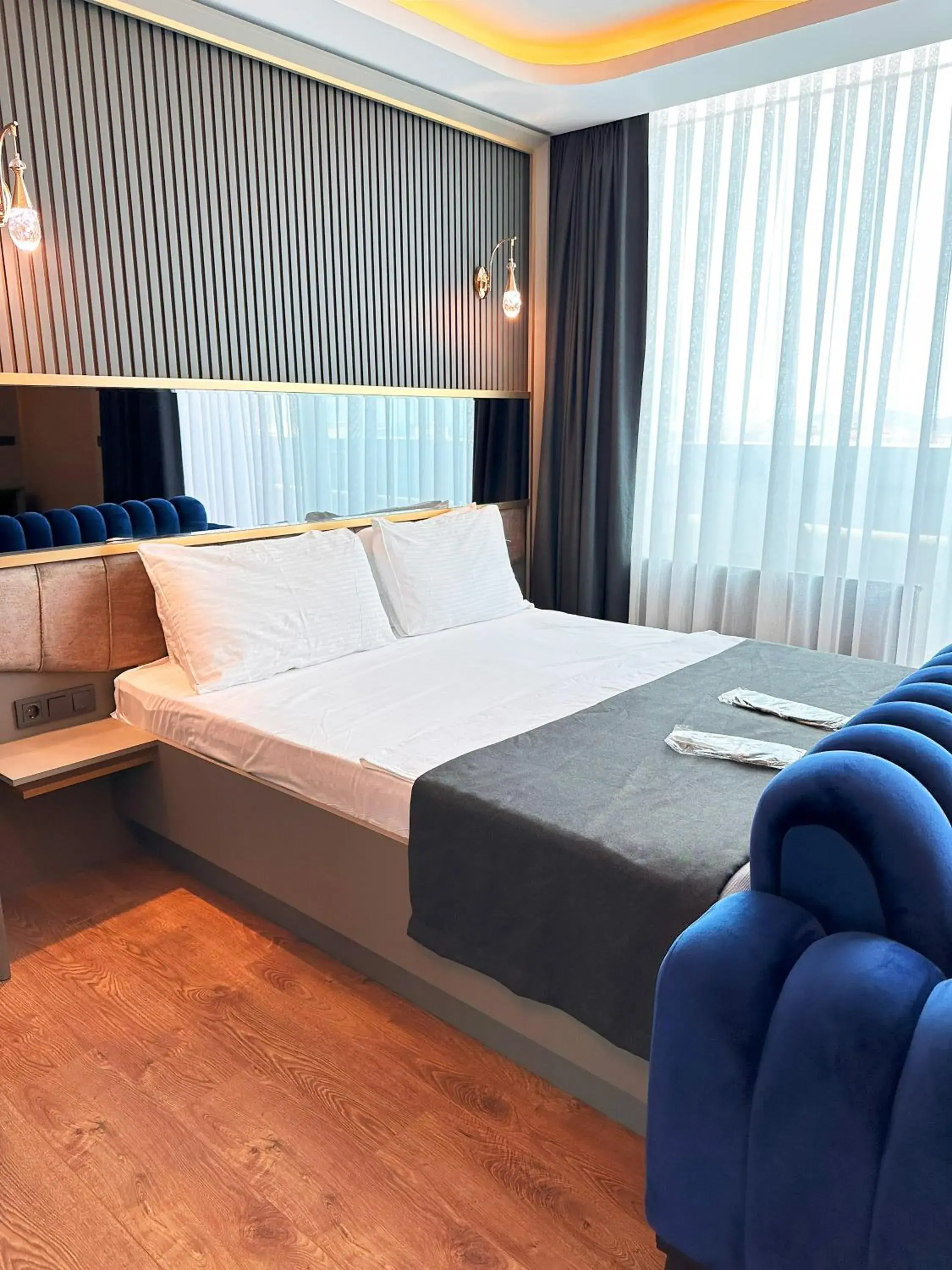 Bed in 216 Ruby Suite Bed in 216 Ruby Suite