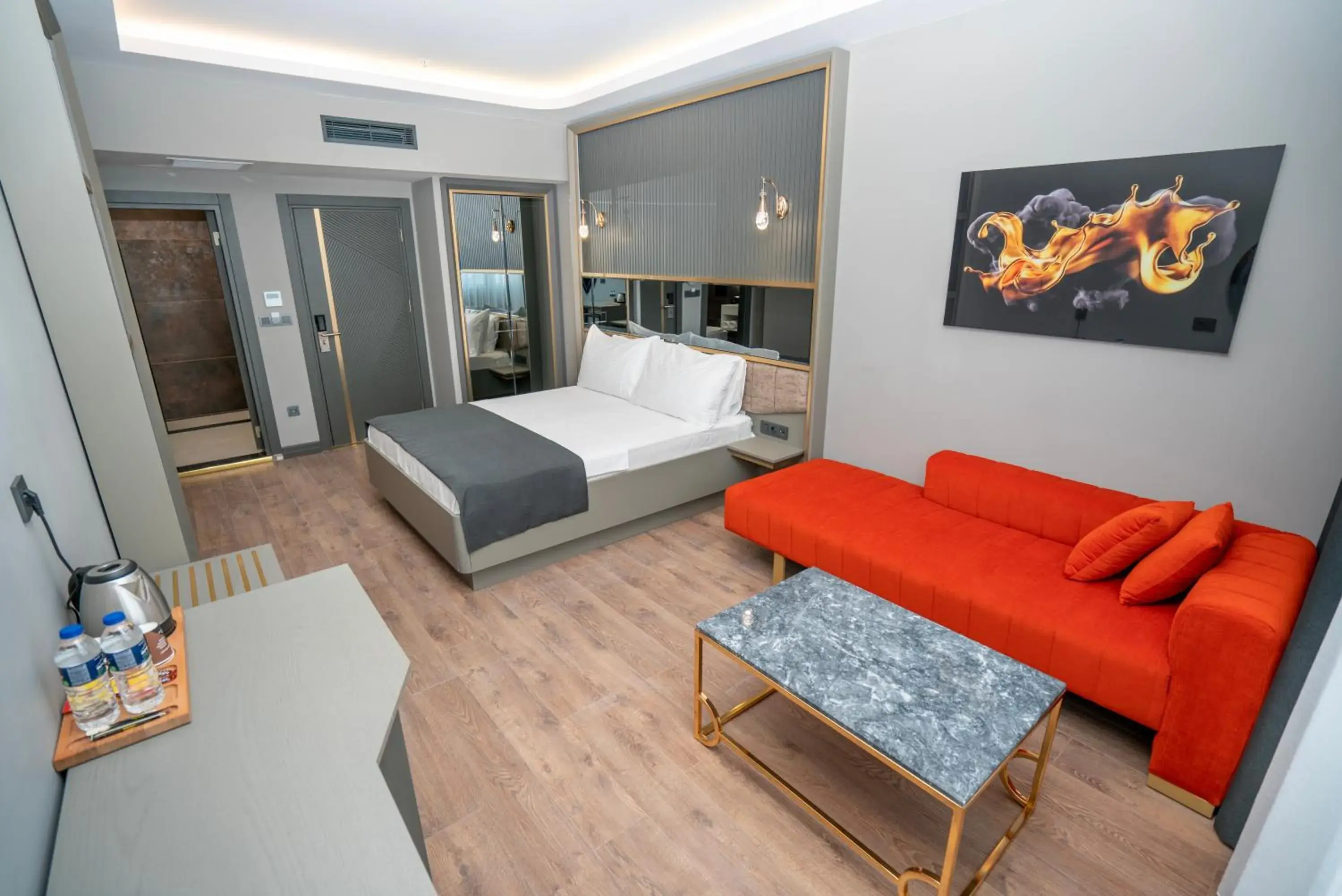 Bed in 216 Ruby Suite Bed in 216 Ruby Suite