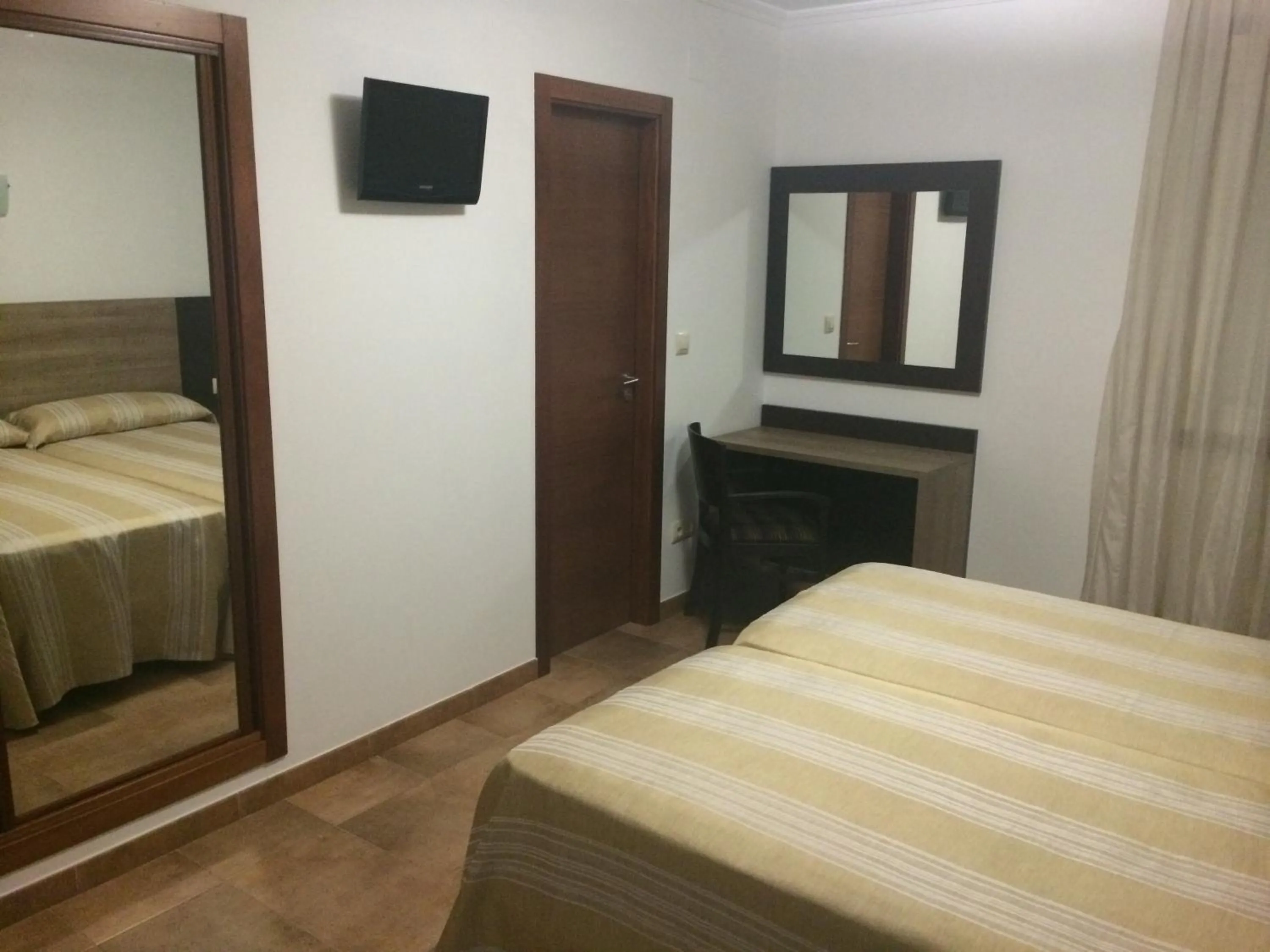 Bedroom, Bed in Hostal Eden