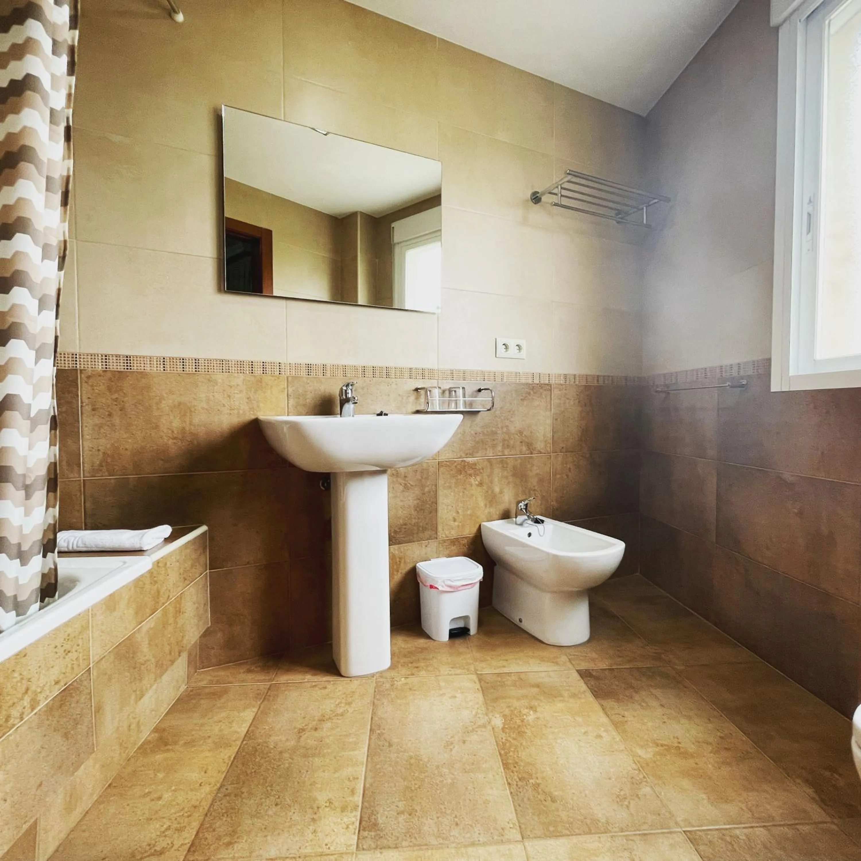 Bathroom in Hostal Eden