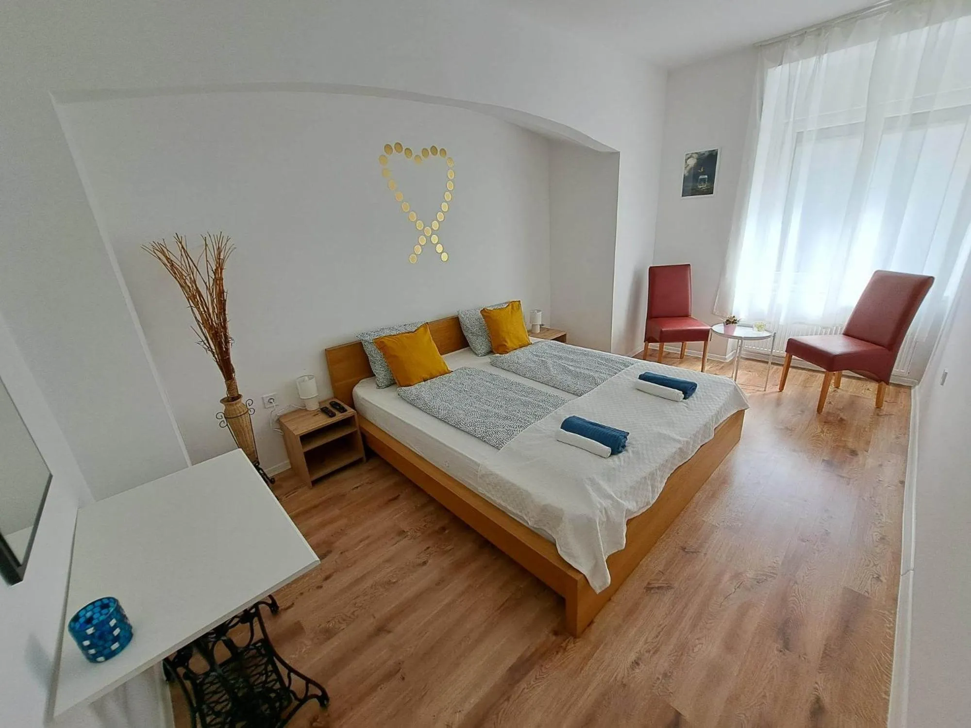 Bedroom, Bed in Milla Apartmanok