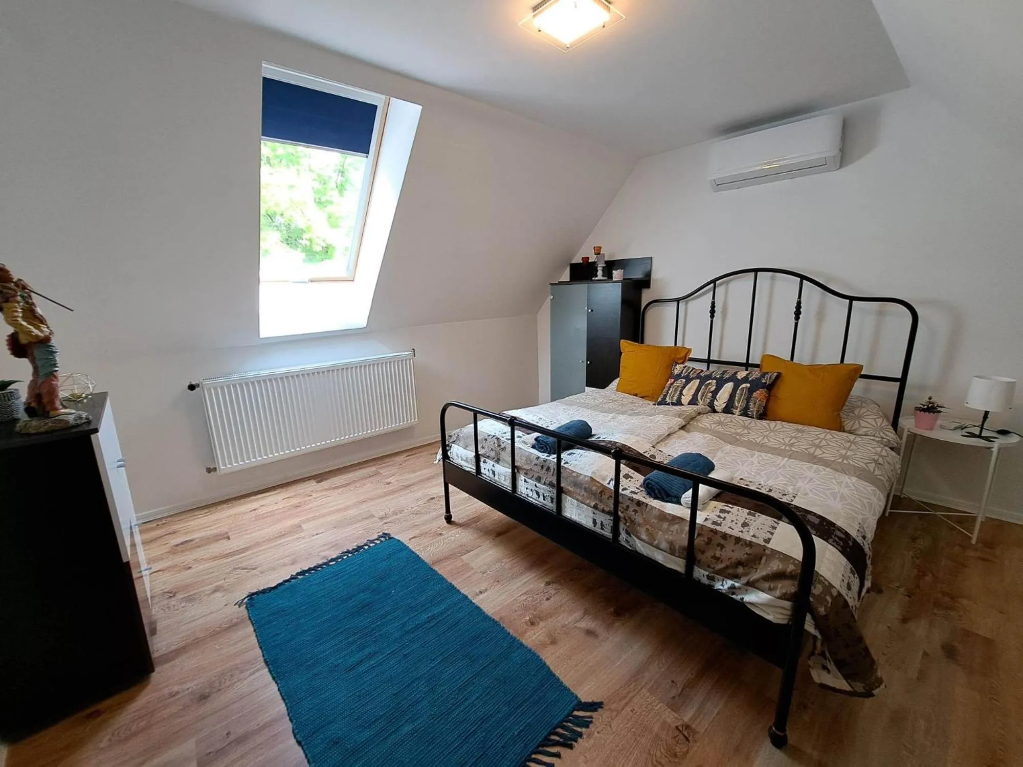 Bedroom, Bed in Milla Apartmanok